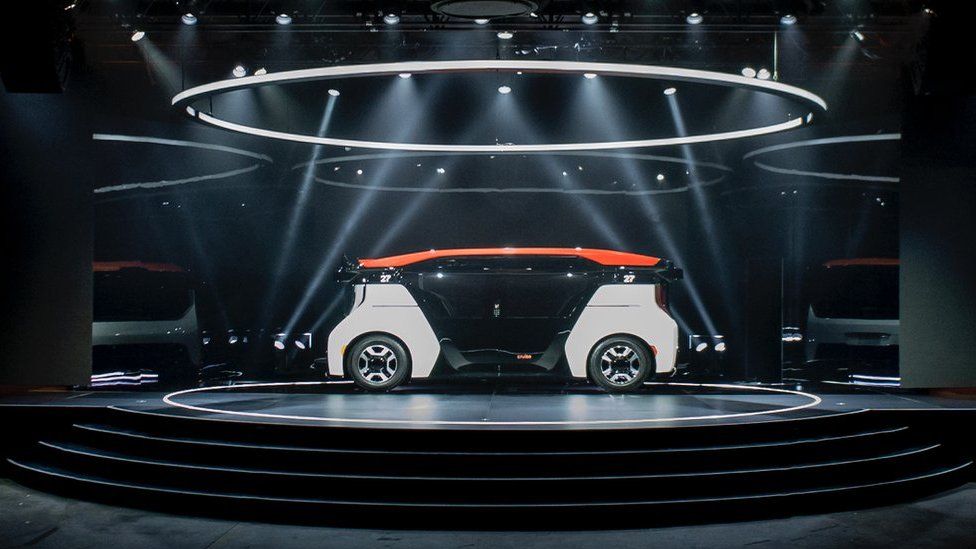 Cruise potrebbe ottenere l'autorizzazione a produrre in serie le navette autonome di Origin senza volante Cruise potrebbe ottenere l'autorizzazione a produrre in serie le navette autonome di Origin senza volante