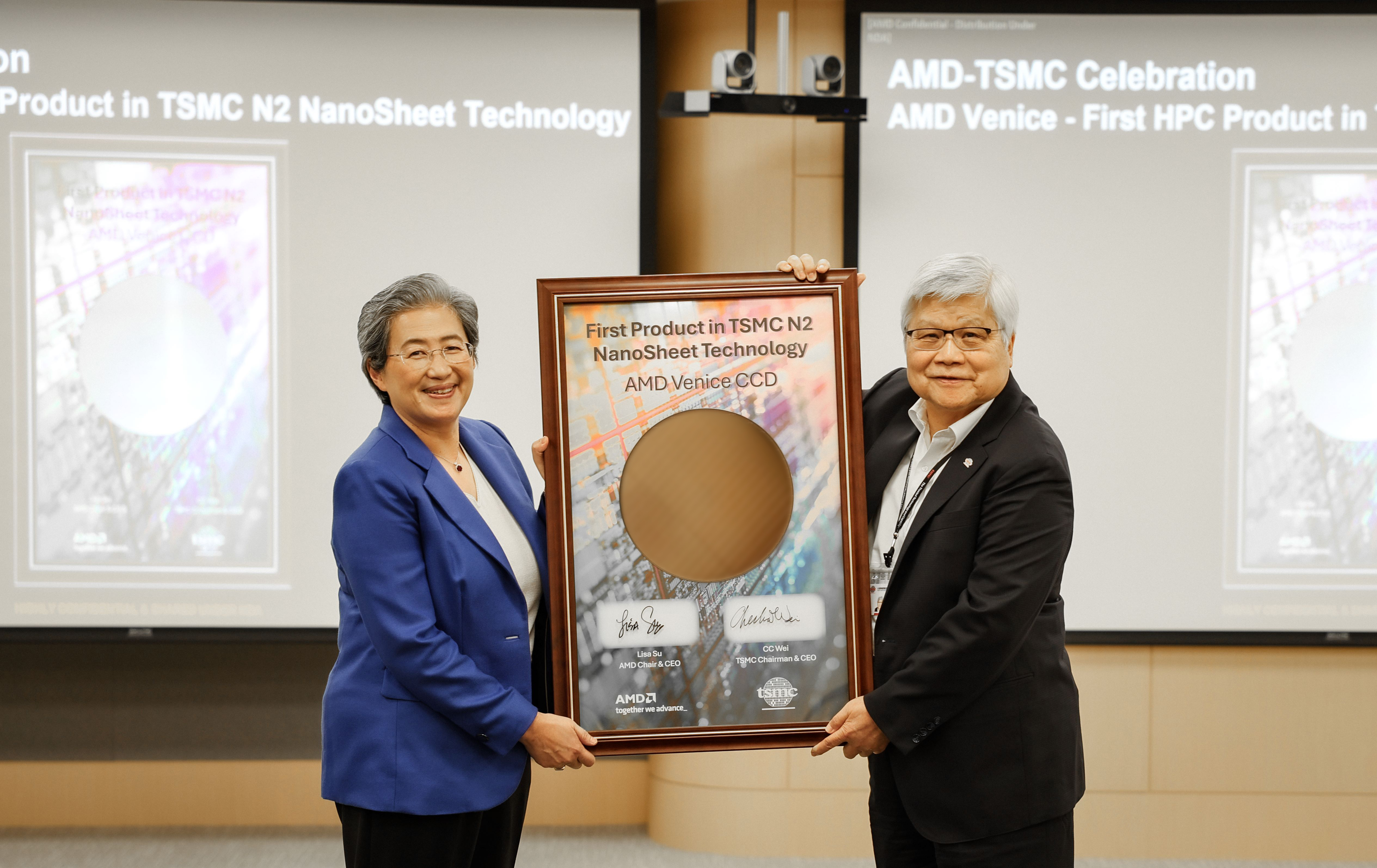 Una nuova era nel potere di elaborazione: il Dr Lisa Su di AMD e il Dr C.C. Wei di TSMC rivelano la CPU Venice AMD e TSMC presentano i processori EPYC di nuova generazione: uno sguardo su 'Venice'