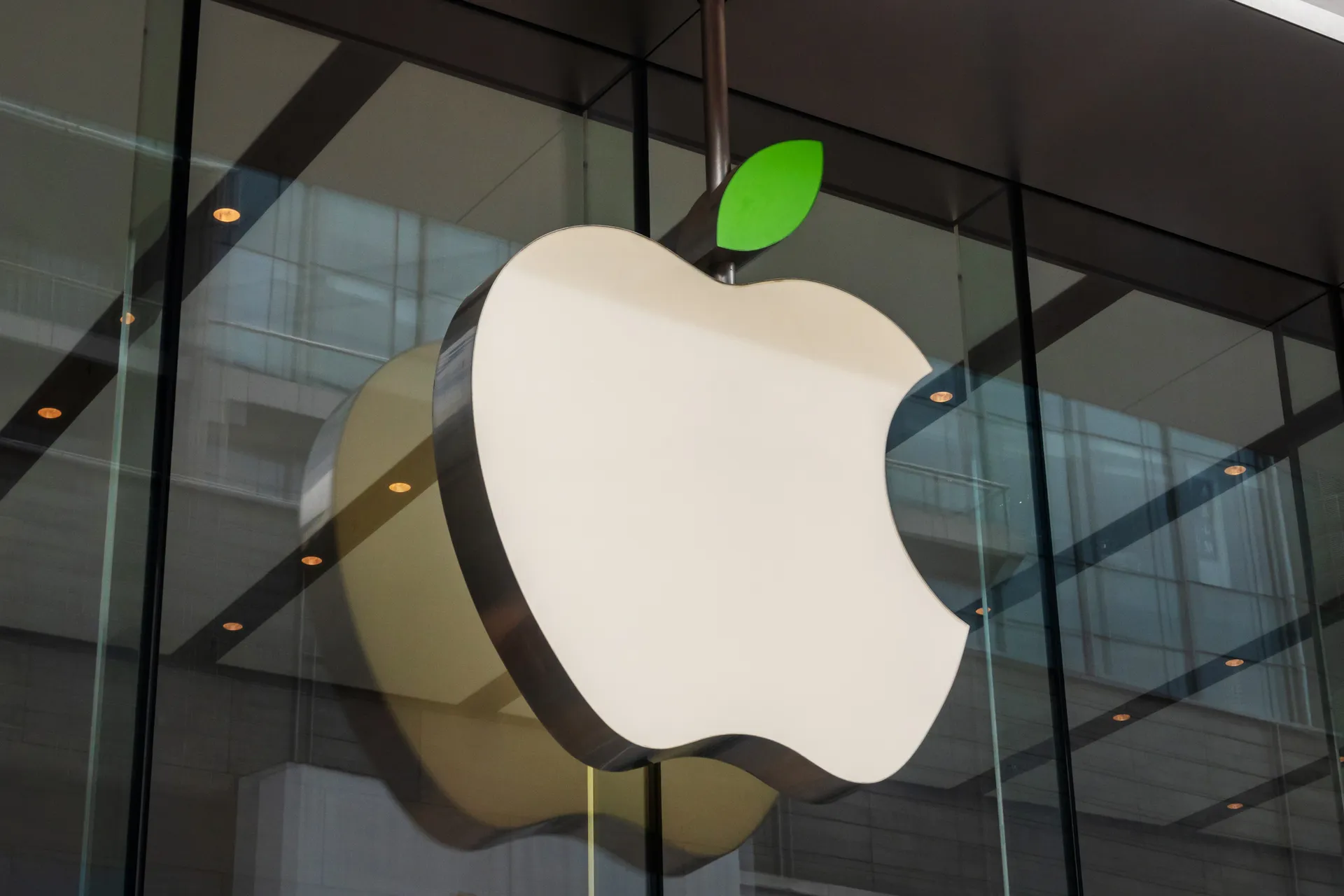 Analista: Il previsto rilascio di MacBook flessibili da parte di Apple è rimandato al 2027-2028 Analista: Il previsto rilascio di MacBook flessibili da parte di Apple è rimandato al 2027-2028