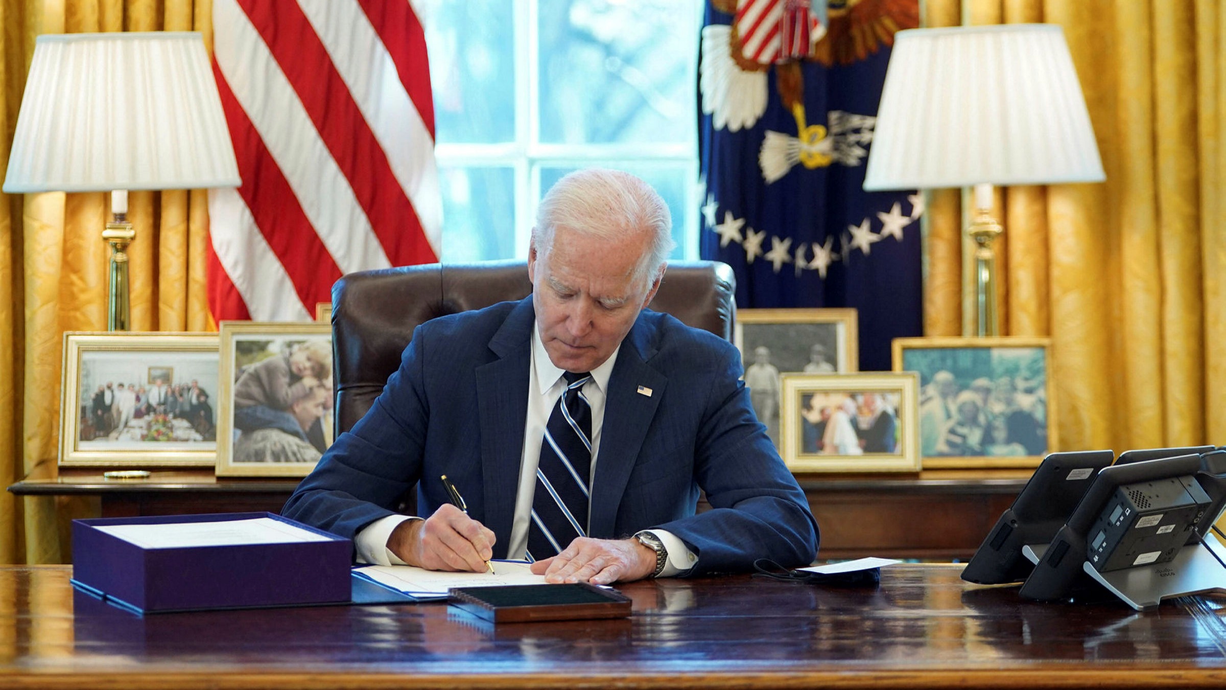 L'amministrazione Joe Biden prepara un nuovo pacchetto di aiuti militari da 800 milioni di dollari per l'Ucraina L'amministrazione Joe Biden prepara un nuovo pacchetto di aiuti militari da 800 milioni di dollari per l'Ucraina