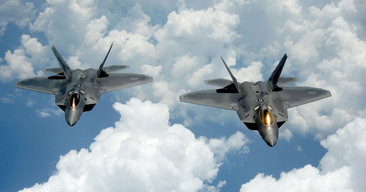 Gli Stati Uniti invieranno in Giappone i caccia di quinta generazione F-22 Raptor per sostituire gli F-15 Eagle Gli Stati Uniti invieranno in Giappone i caccia di quinta generazione F-22 Raptor per sostituire gli F-15 Eagle