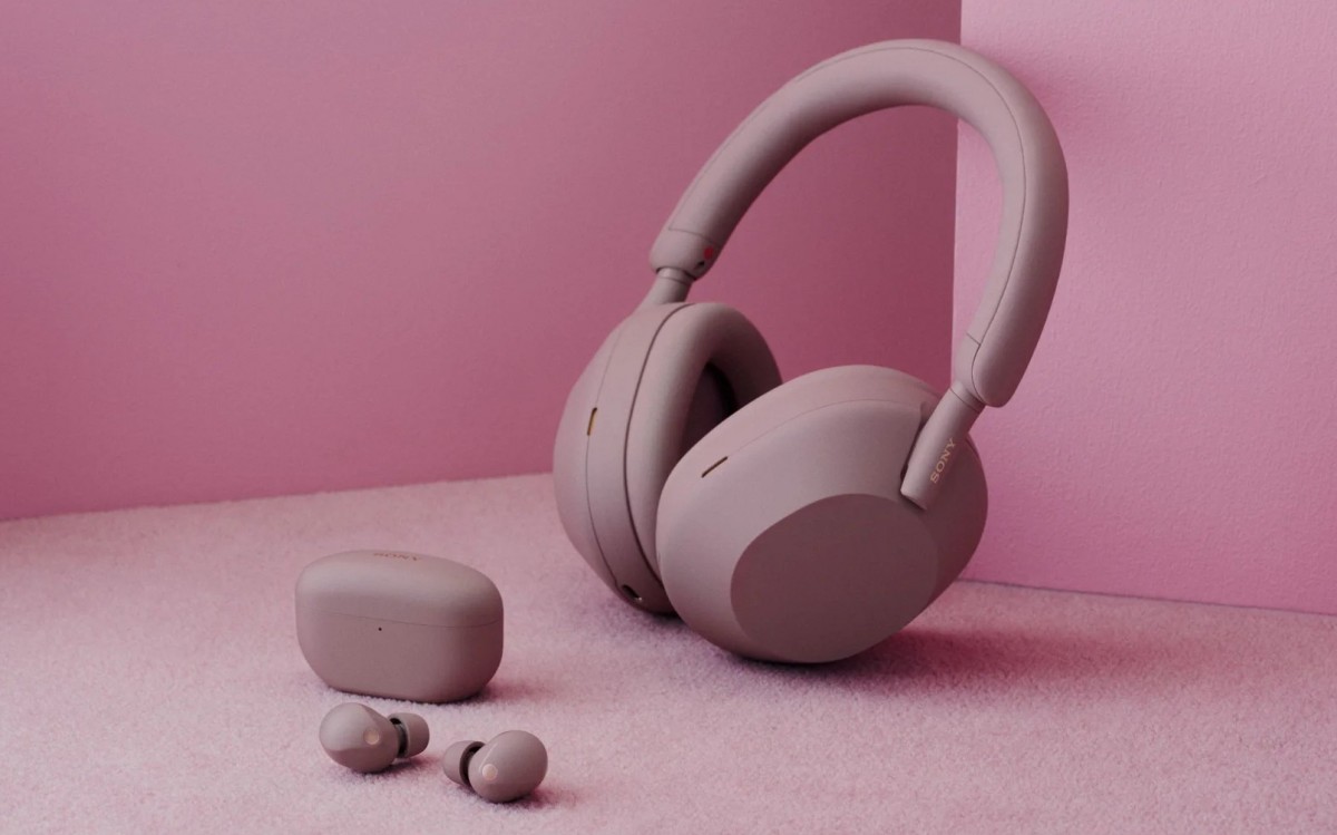 Le cuffie Sony WH-1000XM5 e WF-1000XM5 diventano rosa Le cuffie Sony WH-1000XM5 e WF-1000XM5 diventano rosa