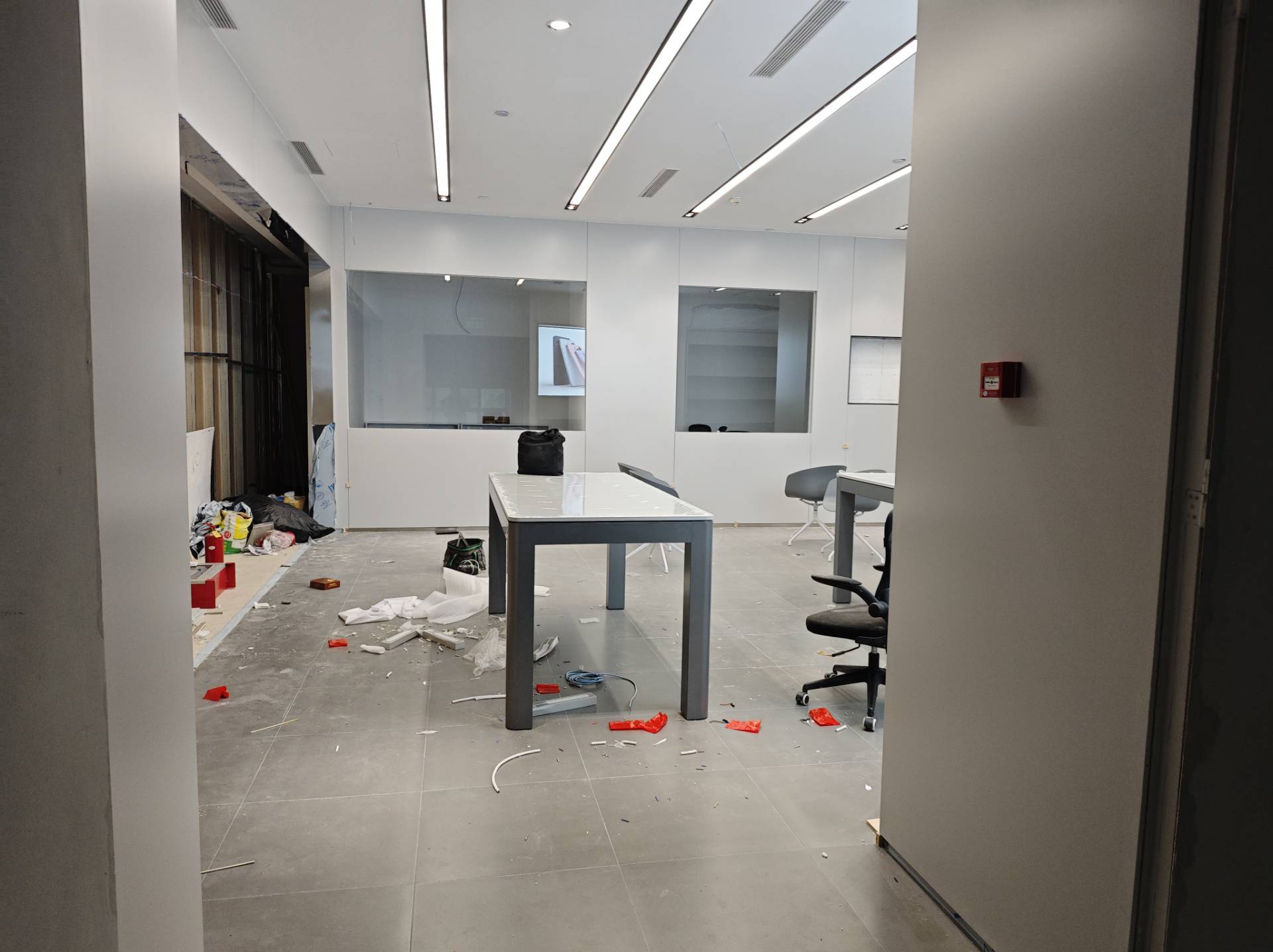 Questo è interessante: Xiaomi installa pareti di vetro nei centri di assistenza a marchio per la fiducia dei clienti Questo è interessante: Xiaomi installa pareti di vetro nei centri di assistenza a marchio per la fiducia dei clienti
