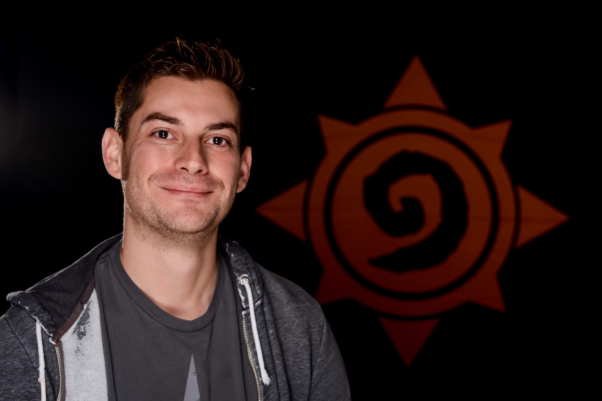 Il direttore del gioco Hearthstone lascia Blizzard Il direttore del gioco Hearthstone lascia Blizzard