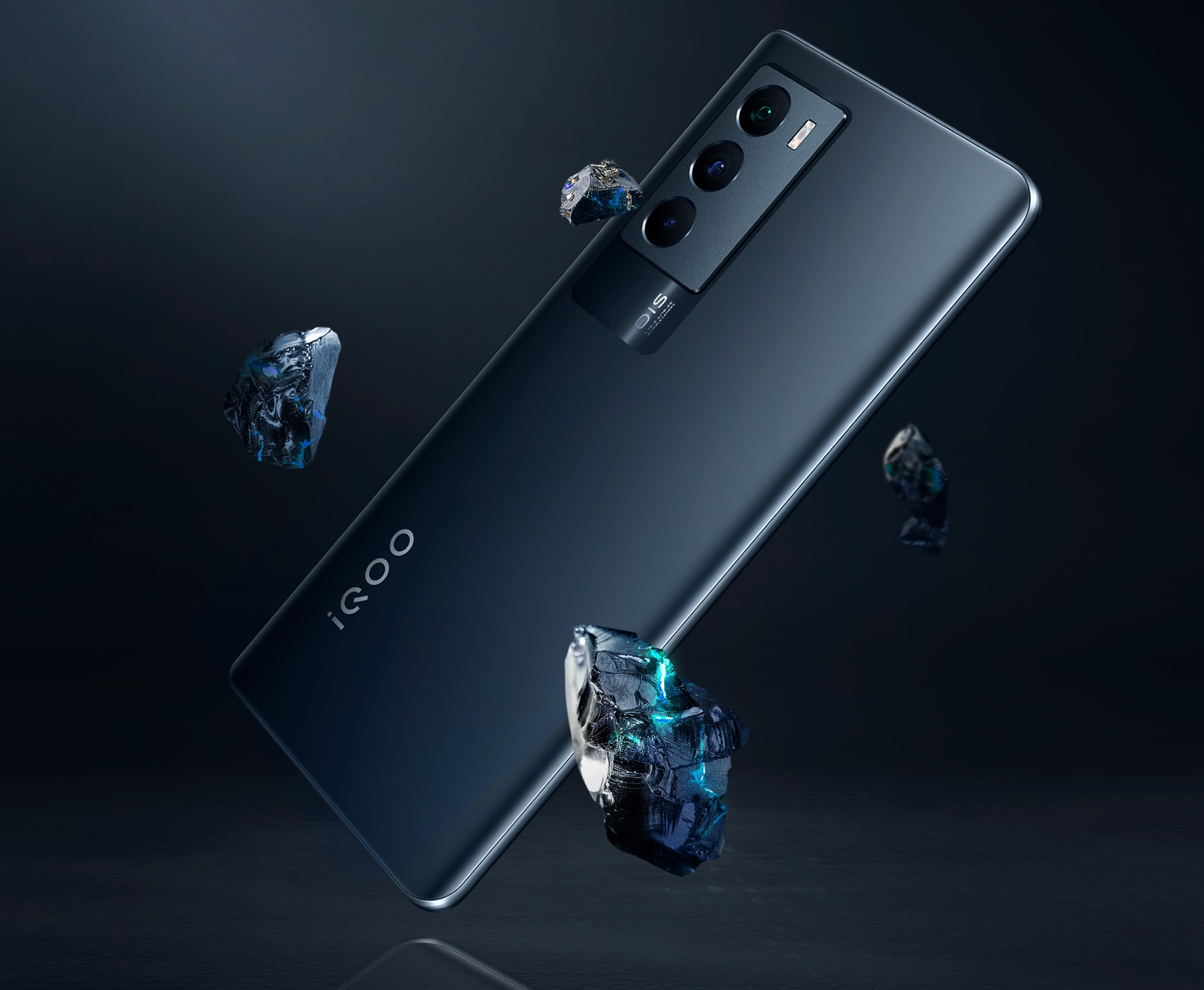 Vivo teaser smartphone gaming iQOO Neo 5s, la novità riceverà un chip aggiuntivo per il display Vivo teaser smartphone gaming iQOO Neo 5s, la novità riceverà un chip aggiuntivo per il display