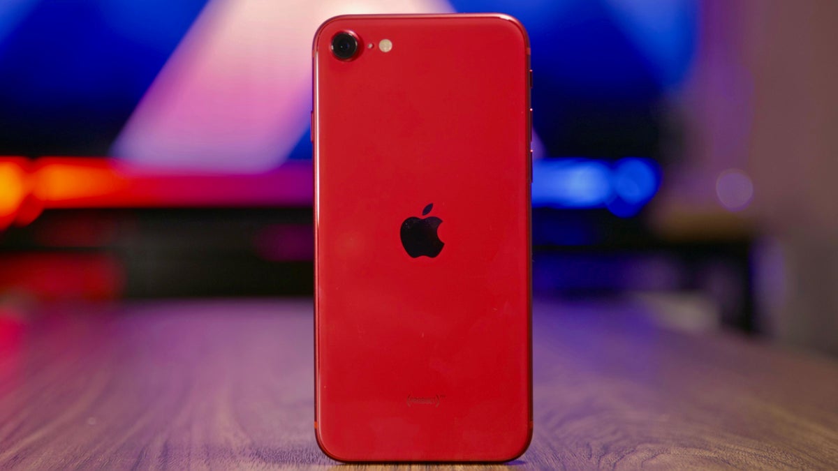 Ciao dal 2017 - il prossimo iPhone SE manterrà il design dell'iPhone 8 Ciao dal 2017 - il prossimo iPhone SE manterrà il design dell'iPhone 8