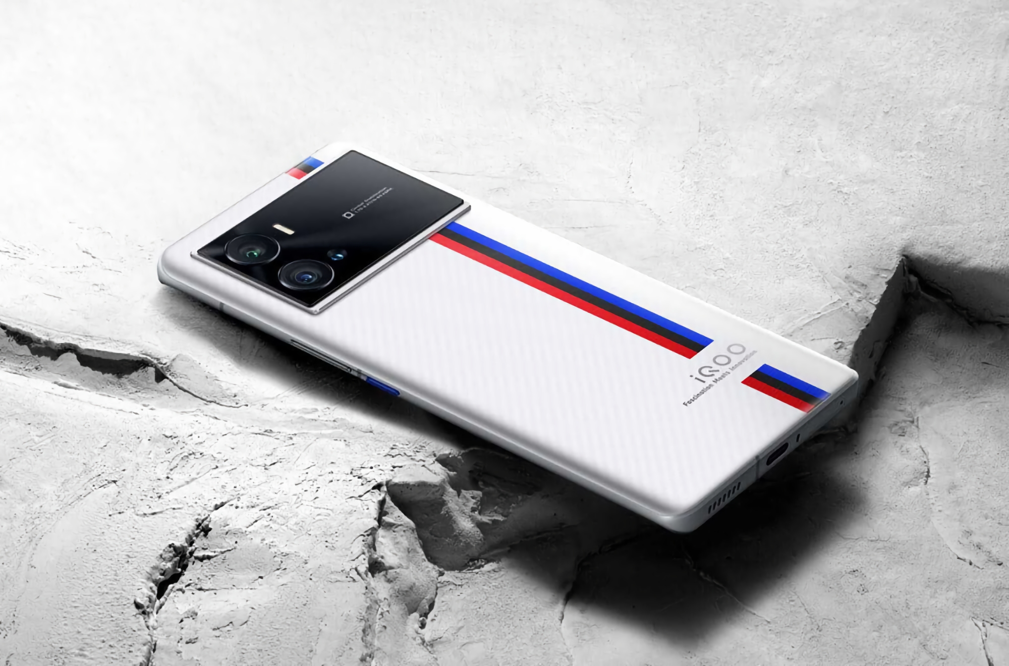 iQOO 9 Pro arriva sul mercato globale: ammiraglia con chip Snapdragon 8 Gen 1, ricarica wireless e fotocamera da 50 MP per $ 870 iQOO 9 Pro arriva sul mercato globale: ammiraglia con chip Snapdragon 8 Gen 1, ricarica wireless e fotocamera da 50 MP per $ 870