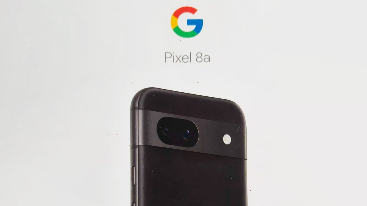 Il video promozionale trapelato del Google Pixel 8a rivela le sue capacità AI Il video promozionale trapelato del Google Pixel 8a rivela le sue capacità AI
