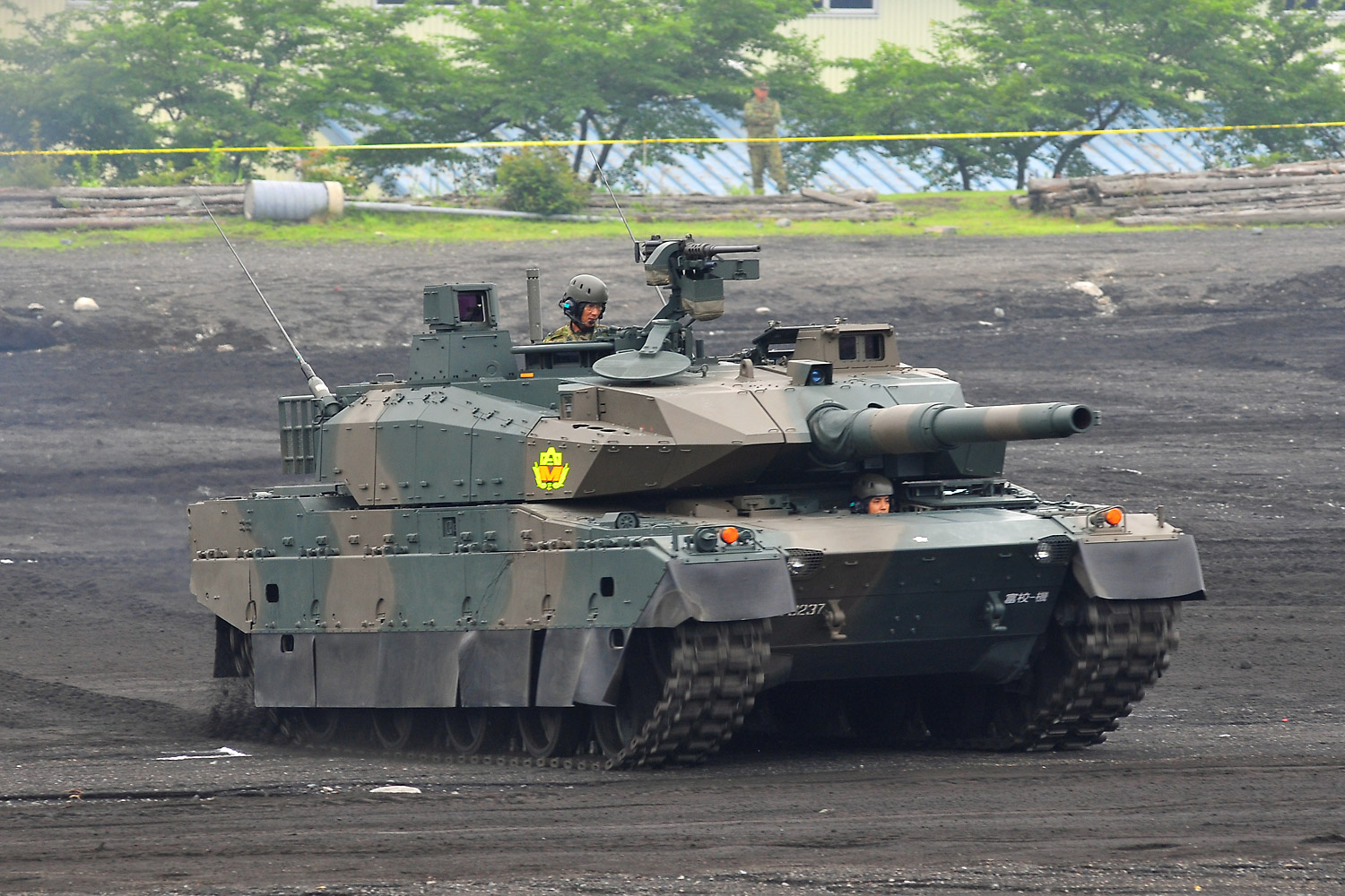 Potenza e intelligenza: segreti del successo del miracolo militare-tecnologico Type 10 Progettato da zero: innovazioni e tecnologie del carro armato giapponese Type 10