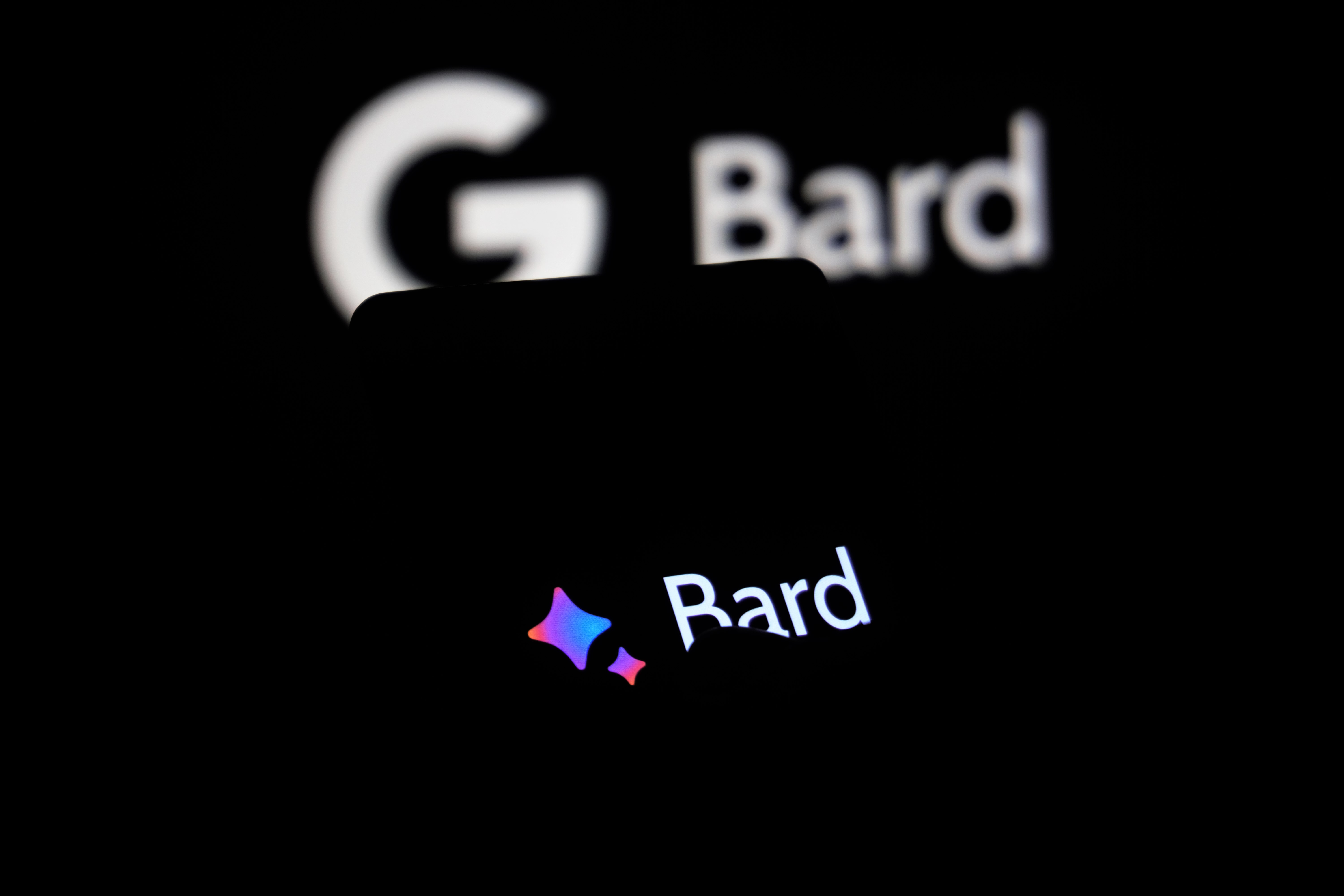 Google lancia il chatbot Bard in Ucraina - un concorrente di ChatGPT e Bing AI Google lancia il chatbot Bard in Ucraina - un concorrente di ChatGPT e Bing AI