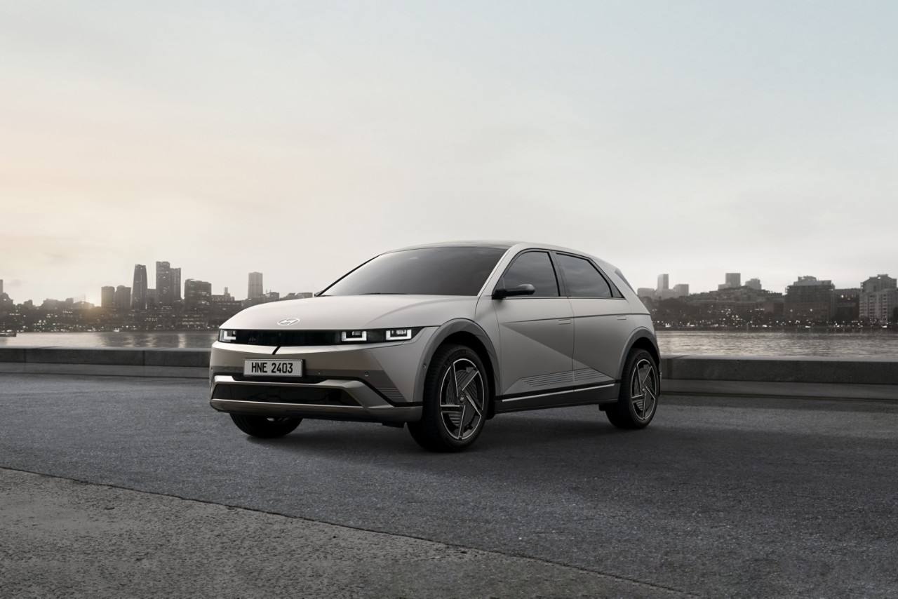 Tecnologia verde: come la Hyundai IONIQ 5 cambierà il modo di pensare al viaggio Hyundai IONIQ 5: una rivoluzione nel mondo dei veicoli elettrici
