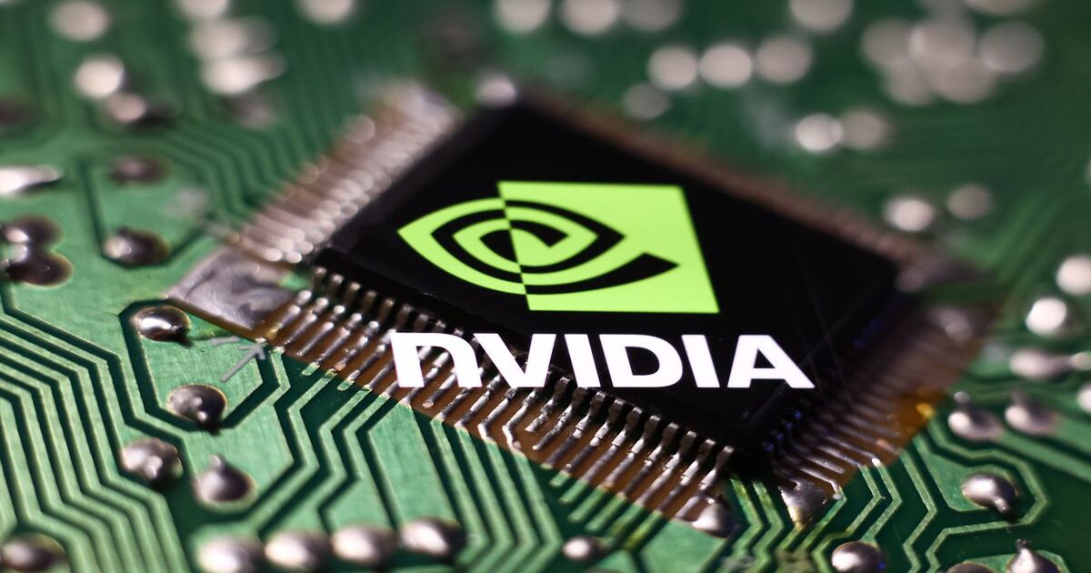 Nvidia presenta il nuovo chip di intelligenza artificiale Blackwell Nvidia presenta il nuovo chip di intelligenza artificiale Blackwell