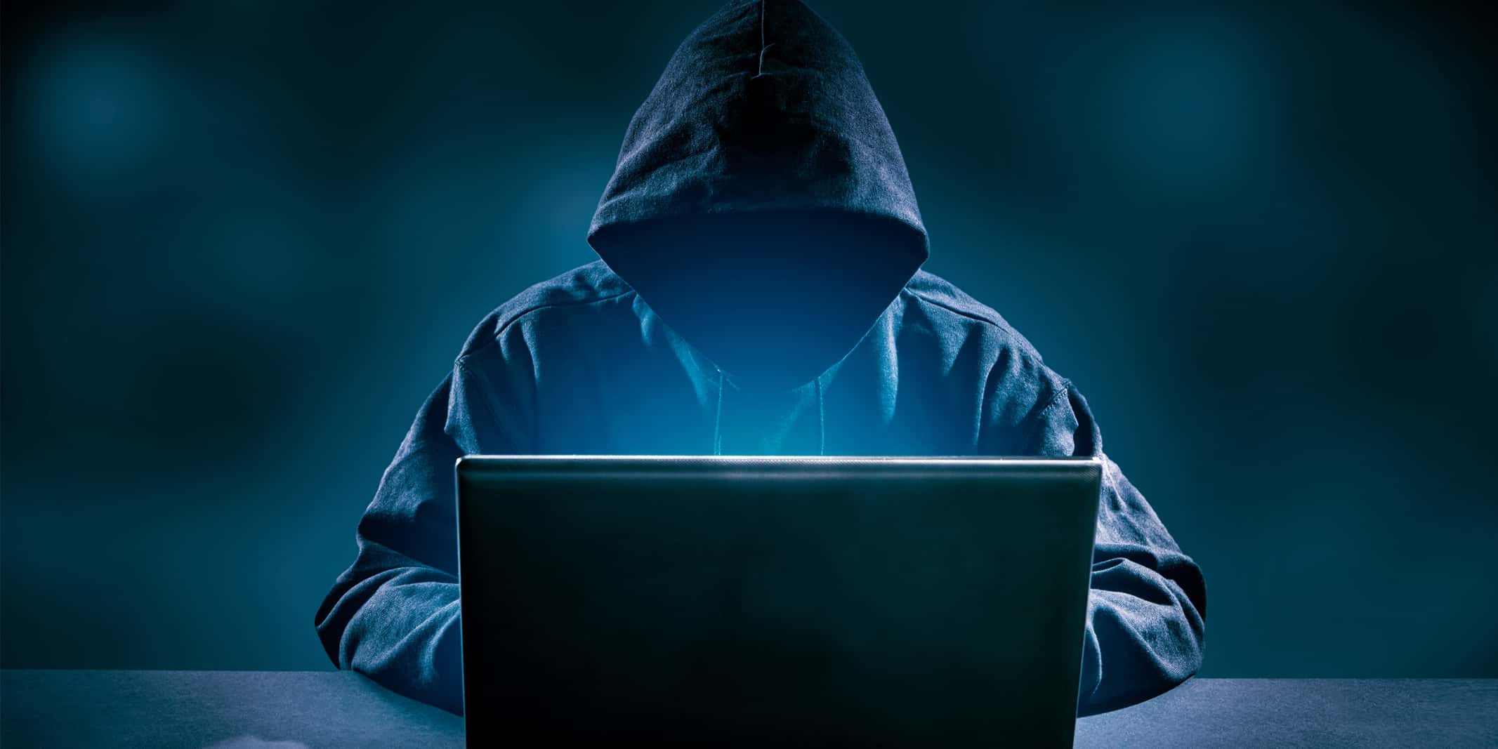Il mondo attraverso lo schermo: Un'immersione nella cultura hacker del XXI secolo Gli hacker nell'era digitale: Dare un senso alle minacce informatiche di oggi