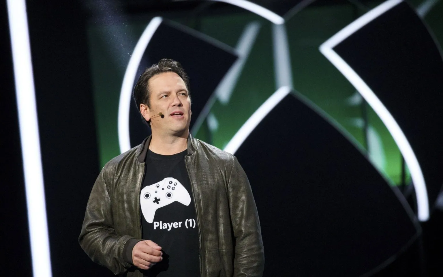 L'impatto di Phil Spencer sul mercato globale dei videogiochi Ritratto di un leader: come Phil Spencer sta plasmando il futuro dell'industria dei videogiochi