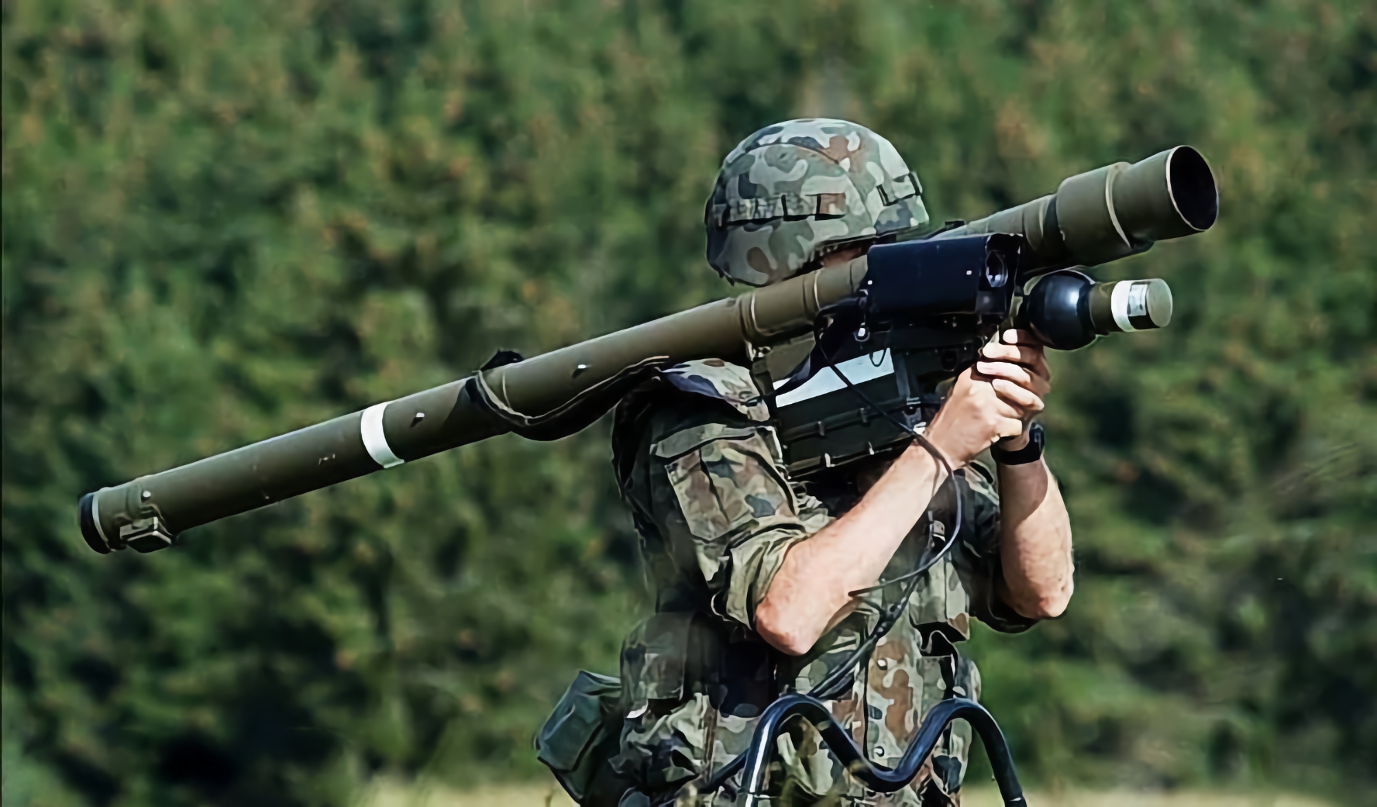 I paracadutisti ucraini hanno abbattuto due UAV Orlan-10 utilizzando i MANPADS polacchi Piorun I paracadutisti ucraini hanno abbattuto due UAV Orlan-10 utilizzando i MANPADS polacchi Piorun
