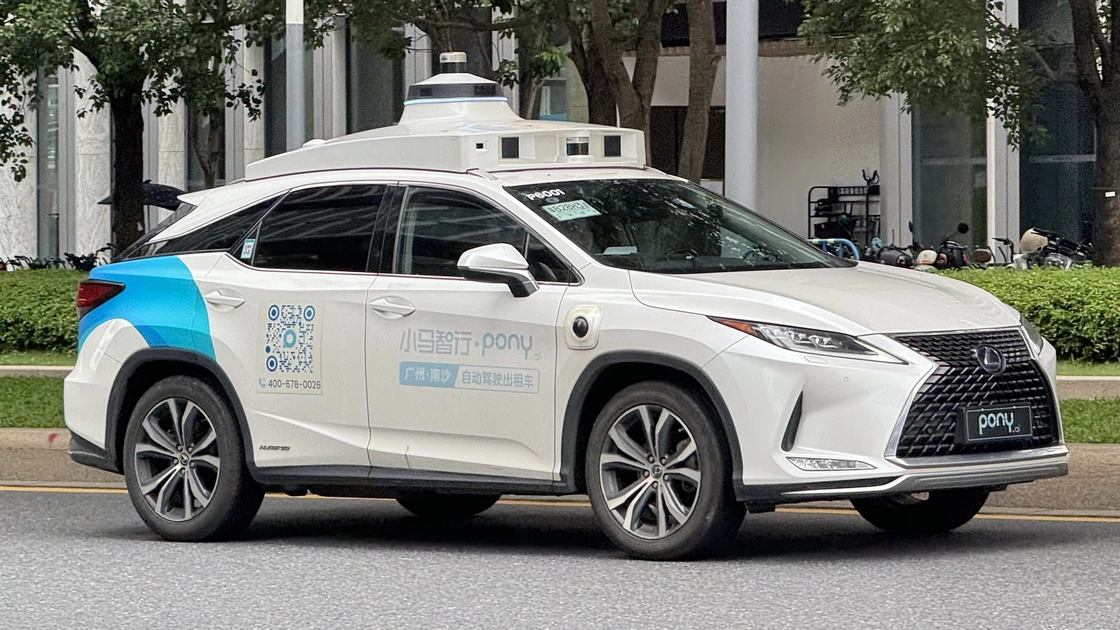 Pony.ai presenta il Lexus RX autonomo: una nuova era nella tecnologia delle auto a guida autonoma