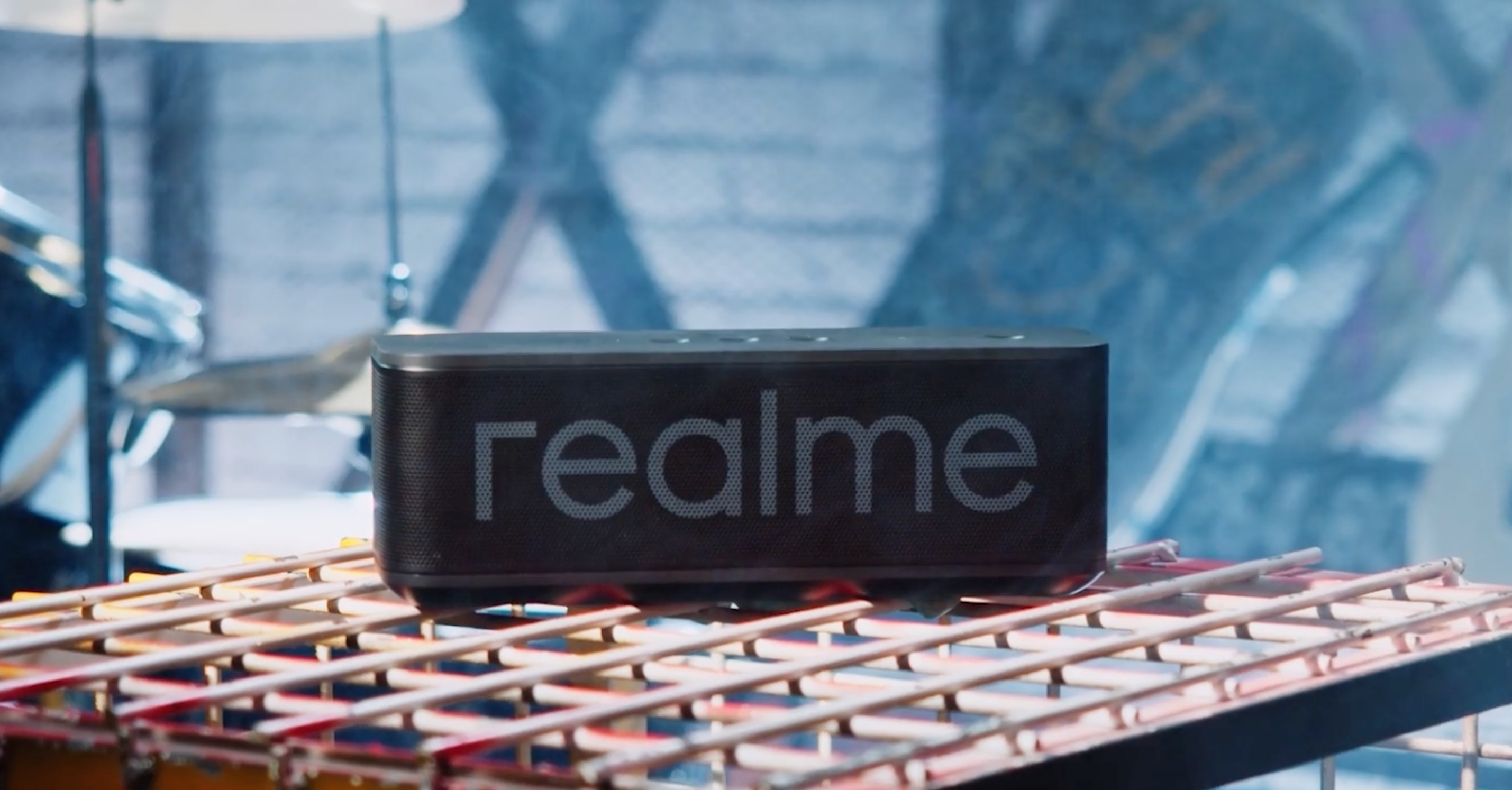 Realme Brick Bluetooth Speaker: altoparlante senza fili da 20W con protezione IPX4, microfono e fino a 14 ore di durata della batteria per $39 Realme Brick Bluetooth Speaker: altoparlante senza fili da 20W con protezione IPX4, microfono e fino a 14 ore di durata della batteria per $39