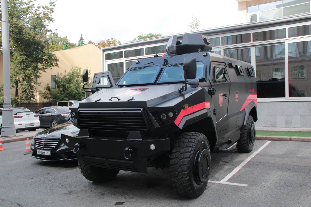 La Russia acquista il veicolo blindato cinese Dongfeng La Russia acquista il veicolo blindato cinese Dongfeng