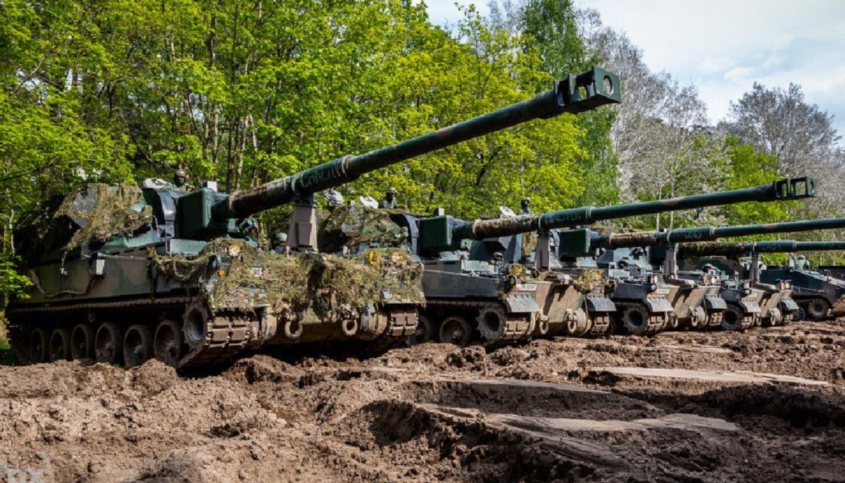 La Polonia ha consegnato all'Ucraina cannoni semoventi da 155 mm AHS Krab: i fatti principali sull'obice semovente polacco La Polonia ha consegnato all'Ucraina cannoni semoventi da 155 mm AHS Krab: i fatti principali sull'obice semovente polacco