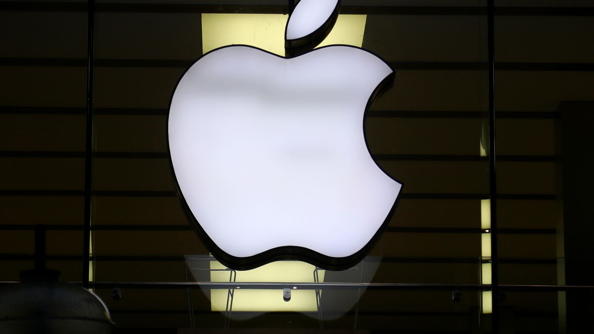 Dietro le quinte di Apple: il significato del famoso logo La storia del logo Apple: un simbolo di innovazione e tecnologia