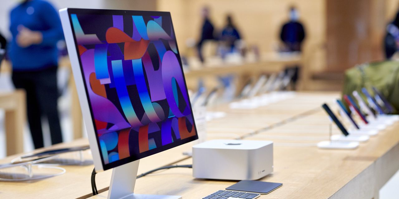 Il mercato globale dei PC crolla del 29% all'inizio del 2023: Apple ha avuto la peggio Il mercato globale dei PC crolla del 29% all'inizio del 2023: Apple ha avuto la peggio