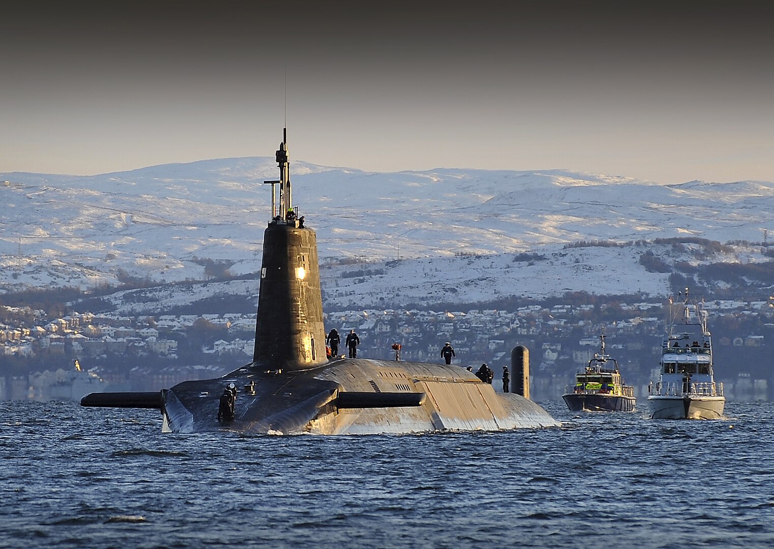 Potenza del mare: fatti sulla classe di sottomarini HMS Vanguard Storia del sottomarino nucleare HMS Vanguard a Faslane