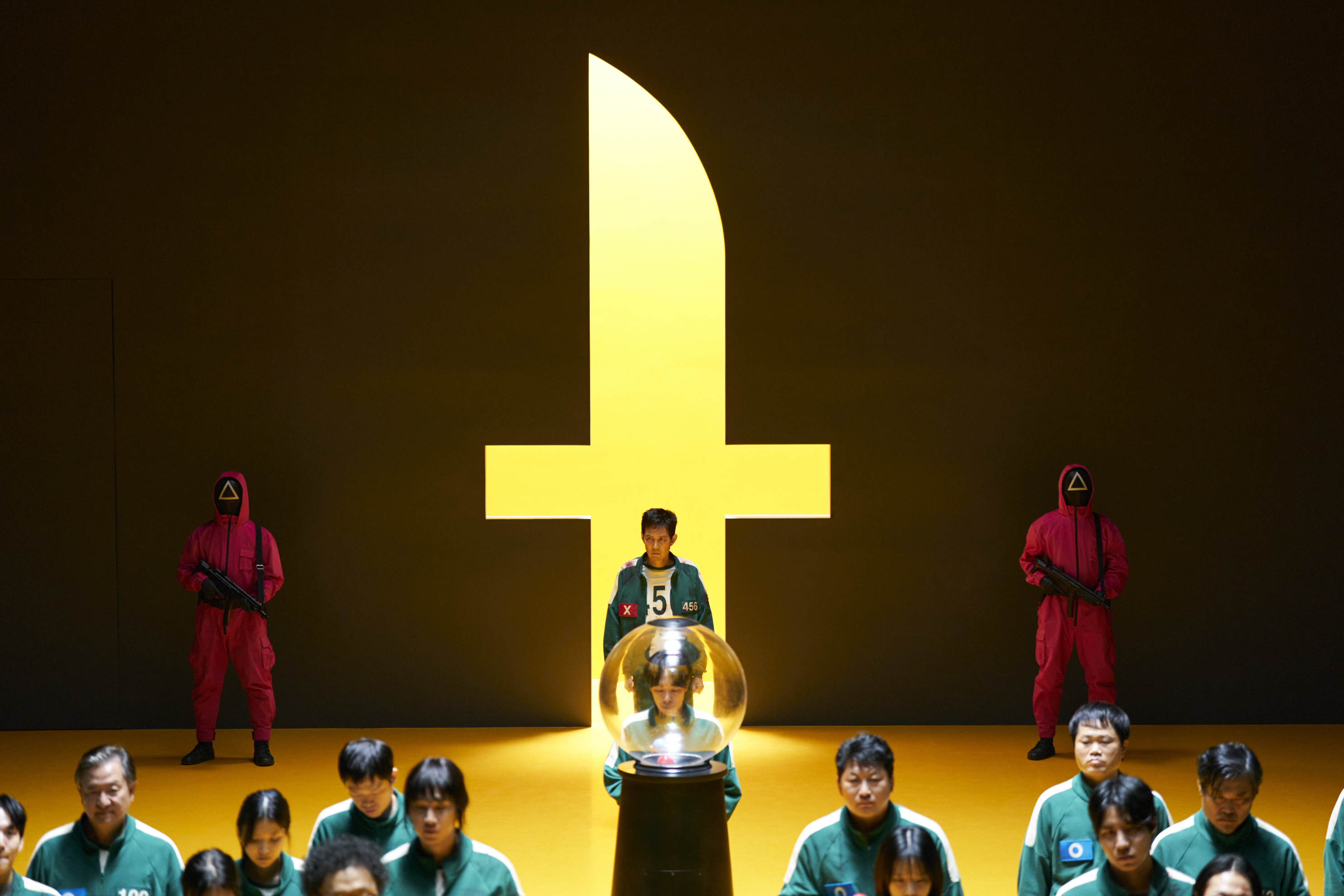 L’ultimo round è iniziato: il trailer della terza stagione di Squid Game è uno sguardo inquietante al caos finale L’ultimo round è iniziato: il trailer della terza stagione di Squid Game è uno sguardo inquietante al caos finale