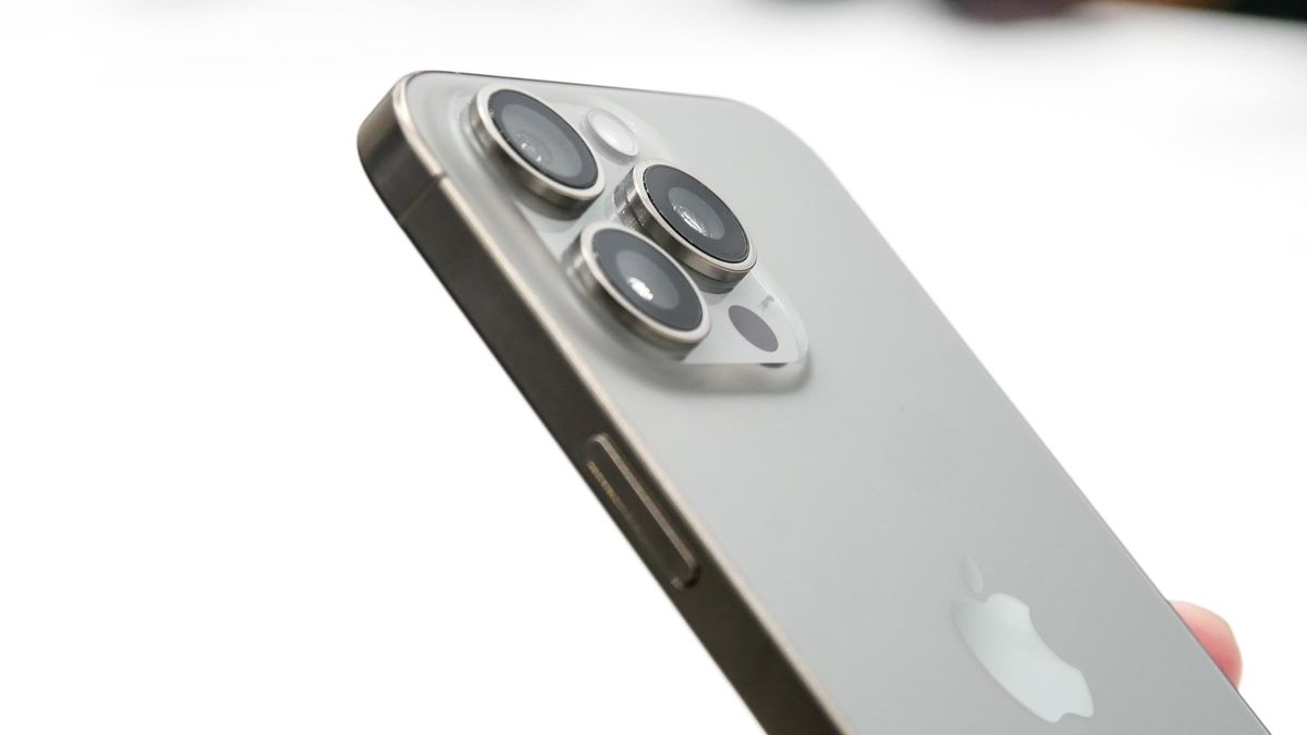 Apple potrebbe utilizzare nell'iPhone 18 una tecnologia apparsa negli smartphone Samsung già nel 2018 Apple potrebbe utilizzare nell'iPhone 18 una tecnologia apparsa negli smartphone Samsung già nel 2018
