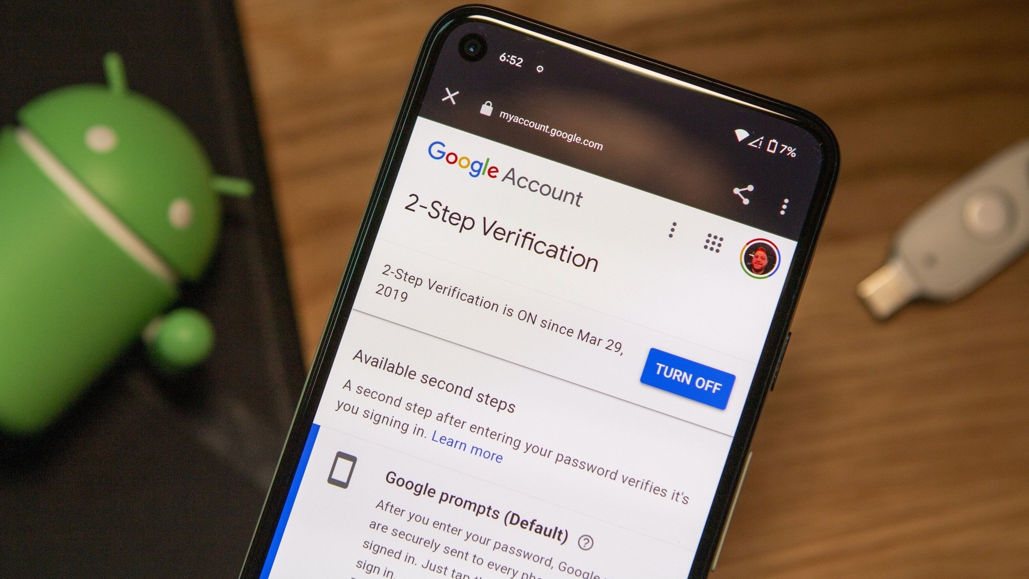 Google sta semplificando il suo sistema di autenticazione a due fattori Google sta semplificando il suo sistema di autenticazione a due fattori