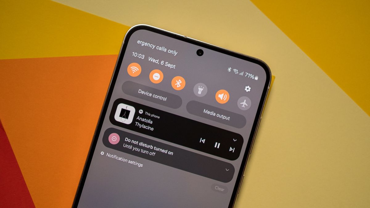 Samsung ammette un bug nella dashboard rapida di One UI 6.1 e promette di risolverlo presto Samsung ammette un bug nella dashboard rapida di One UI 6.1 e promette di risolverlo presto