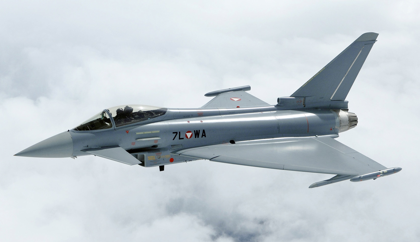 La Spagna ordina altri 25 caccia Eurofighter Typhoon La Spagna ordina altri 25 caccia Eurofighter Typhoon