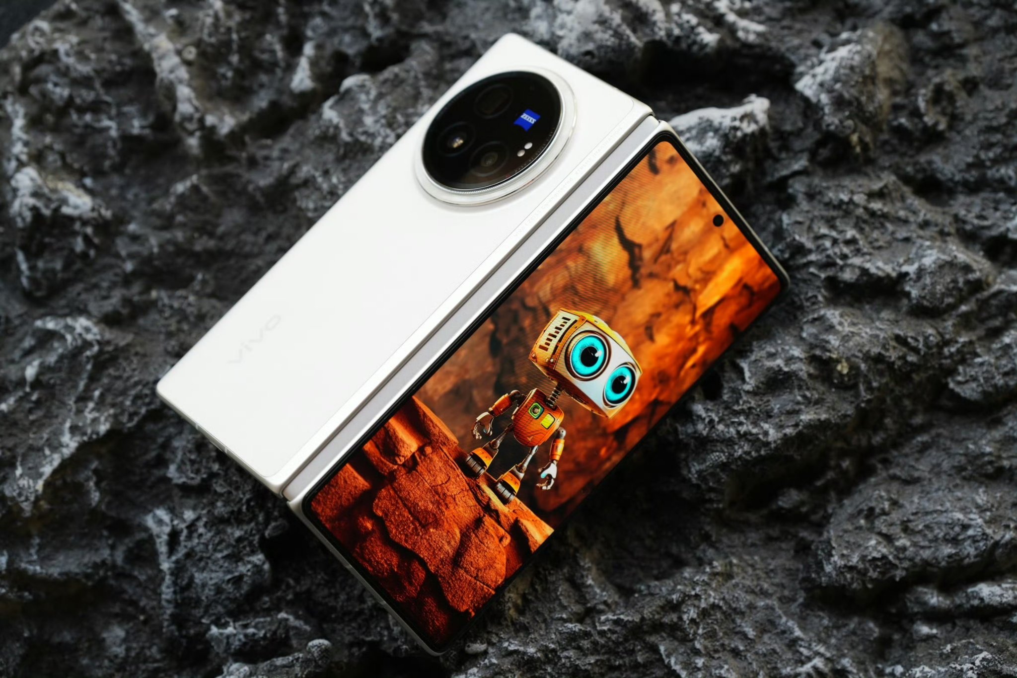 Cambiamenti minimi: un insider rivela l'aspetto del vivo X Fold 3 Pro Cambiamenti minimi: un insider rivela l'aspetto del vivo X Fold 3 Pro