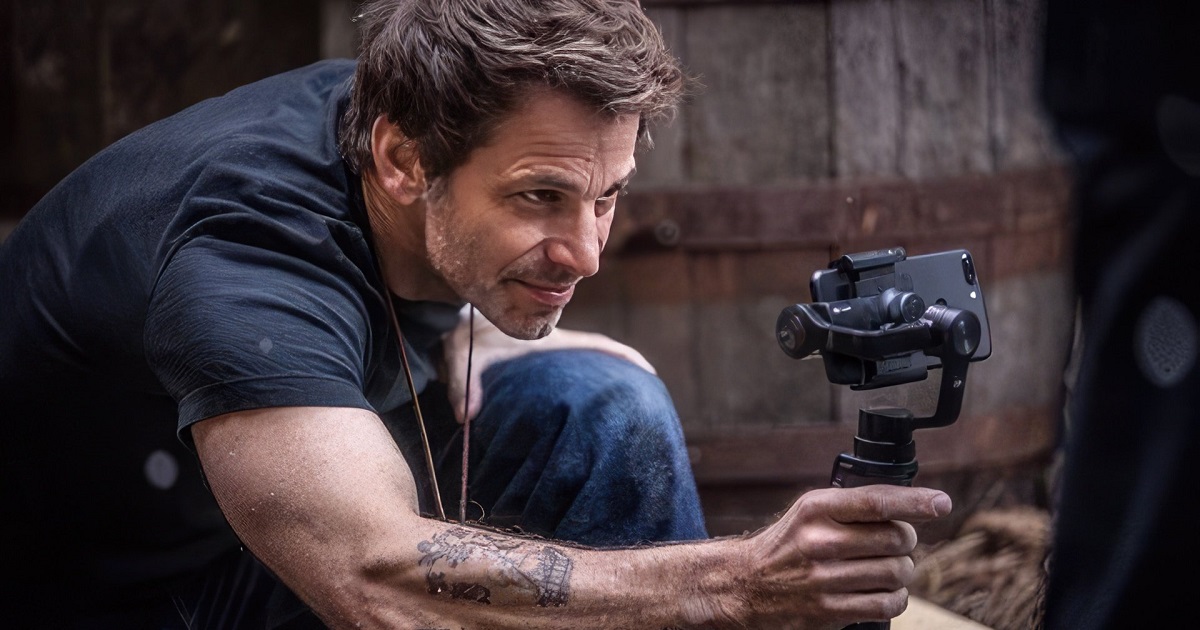 Quando il PG-13 non è abbastanza: Zack Snyder promette "quasi un universo diverso" con l'uscita del director's cut vietato ai minori di Luna ribelle e annuncia una data di uscita Quando il PG-13 non è abbastanza: Zack Snyder promette "quasi un universo diverso" con l'uscita del director's cut vietato ai minori di Luna ribelle e annuncia una data di uscita