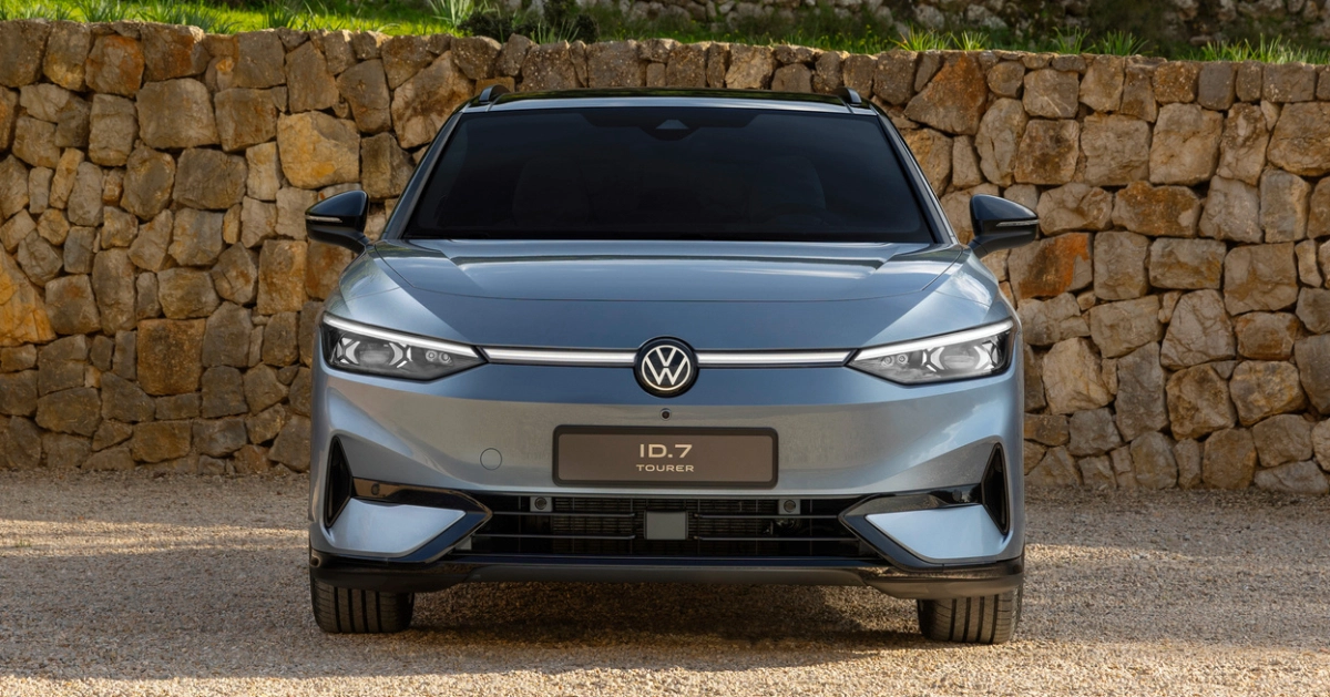 Volkswagen ID.7 Tourer: Inizia la rivoluzione del vagone elettrico