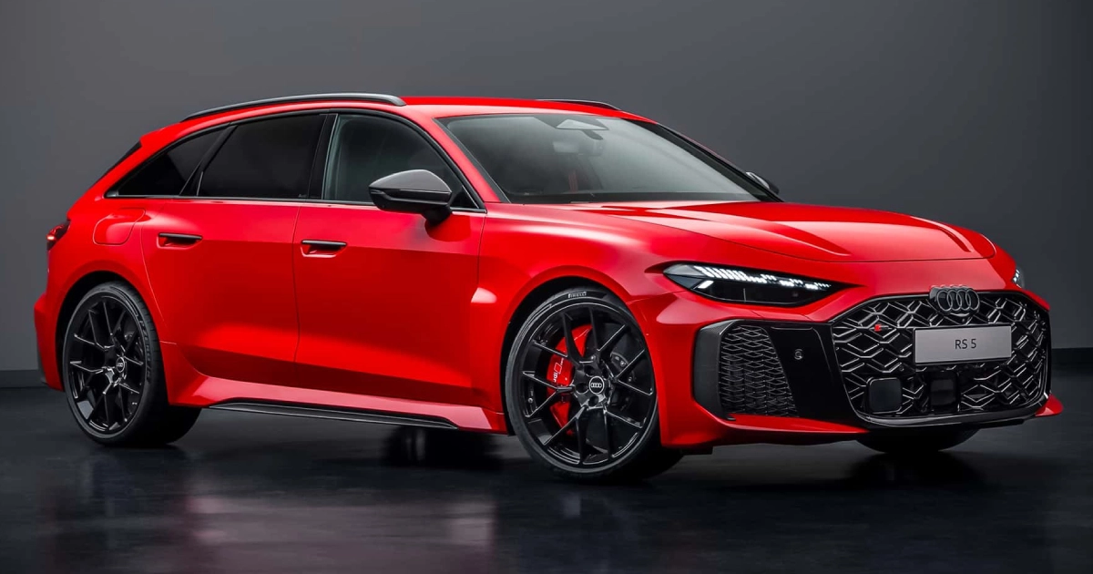 Anteprima Futuristica: La 2026 Audi RS5 Avant Svelata