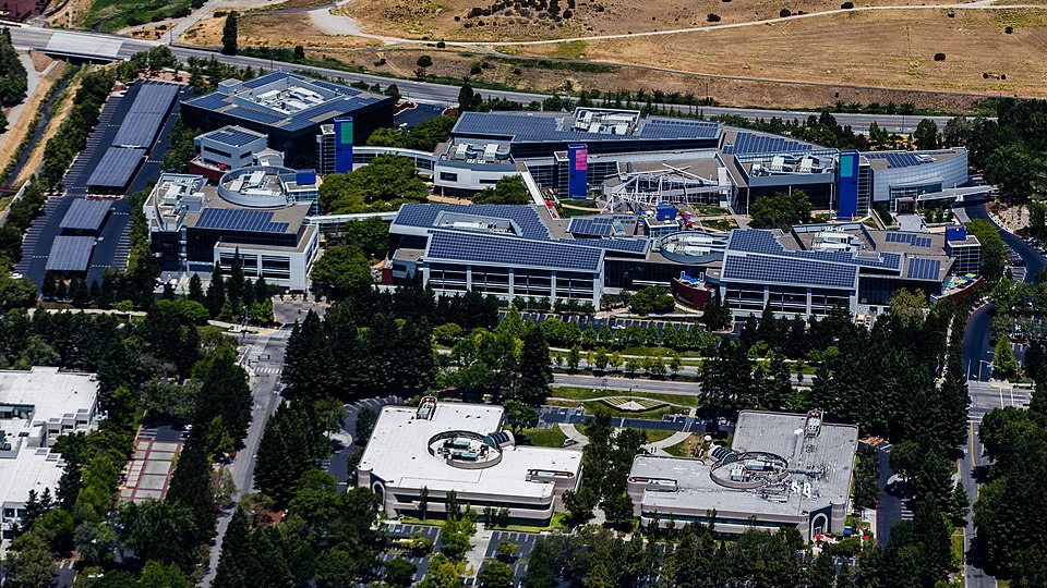 Veduta della Silicon Valley dall'alto: il campus principale di Google