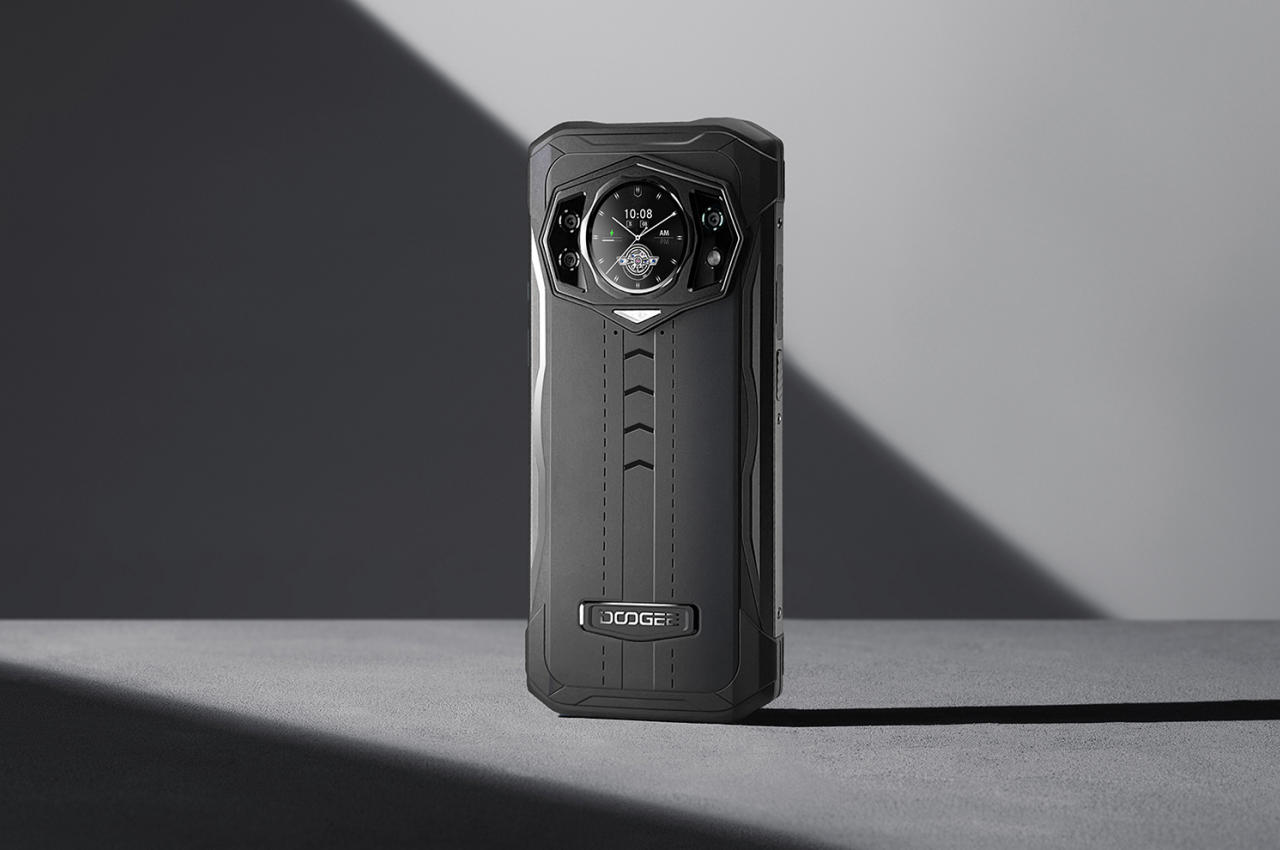 Doogee S98 sembra e suona più come un gadget di un agente segreto che come uno smartphone-21