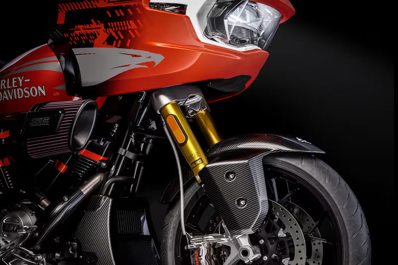 CVO Road Glide RR - anteriore CVO Road Glide RR - anteriore