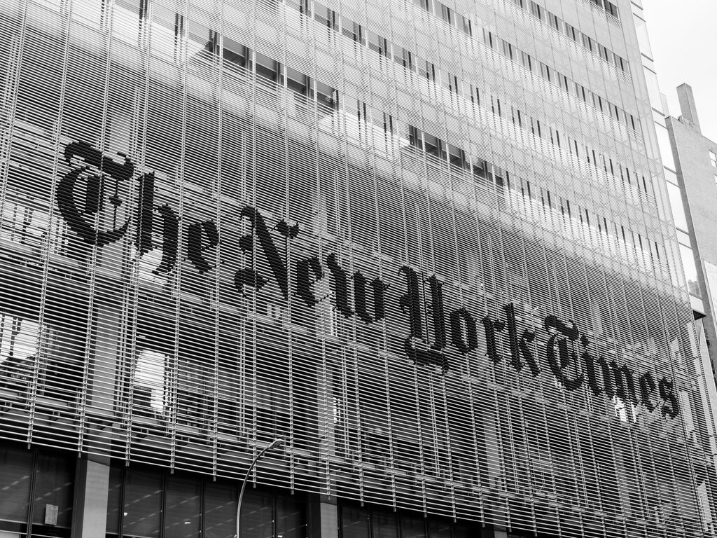 Il New York Times fa causa a OpenAI e Microsoft per l'utilizzo dei contenuti della testata per l'addestramento dell'IA Il New York Times fa causa a OpenAI e Microsoft per l'utilizzo dei contenuti della testata per l'addestramento dell'IA