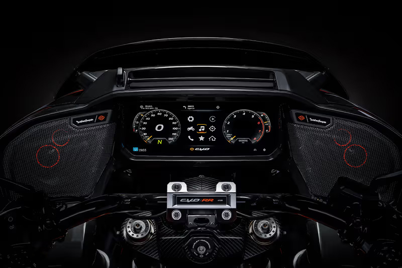 CVO Road Glide RR - con manuale. CVO Road Glide RR - con manuale.