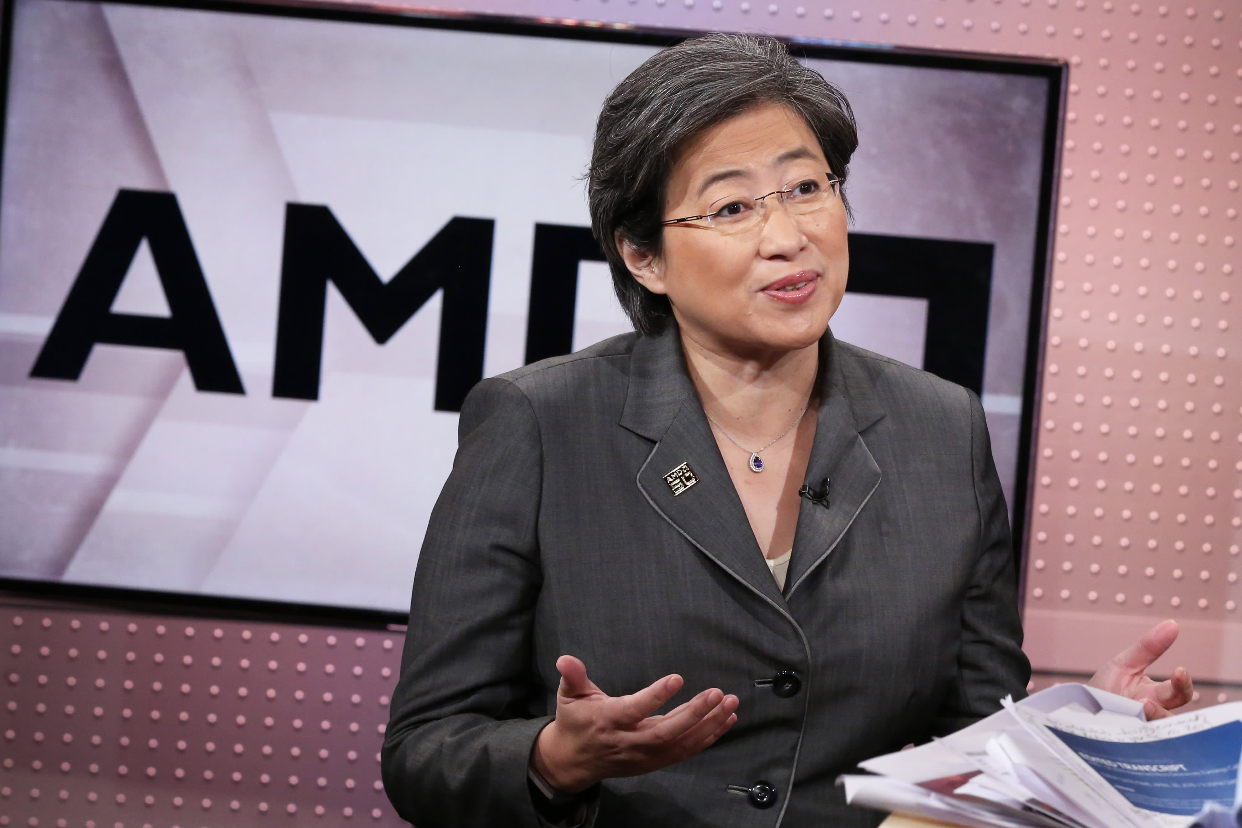 AMD acquista uno sviluppatore di software per l'intelligenza artificiale per recuperare il gap con Nvidia AMD acquista uno sviluppatore di software per l'intelligenza artificiale per recuperare il gap con Nvidia