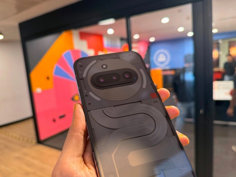 Concetto di design di Nothing Phone (3a)