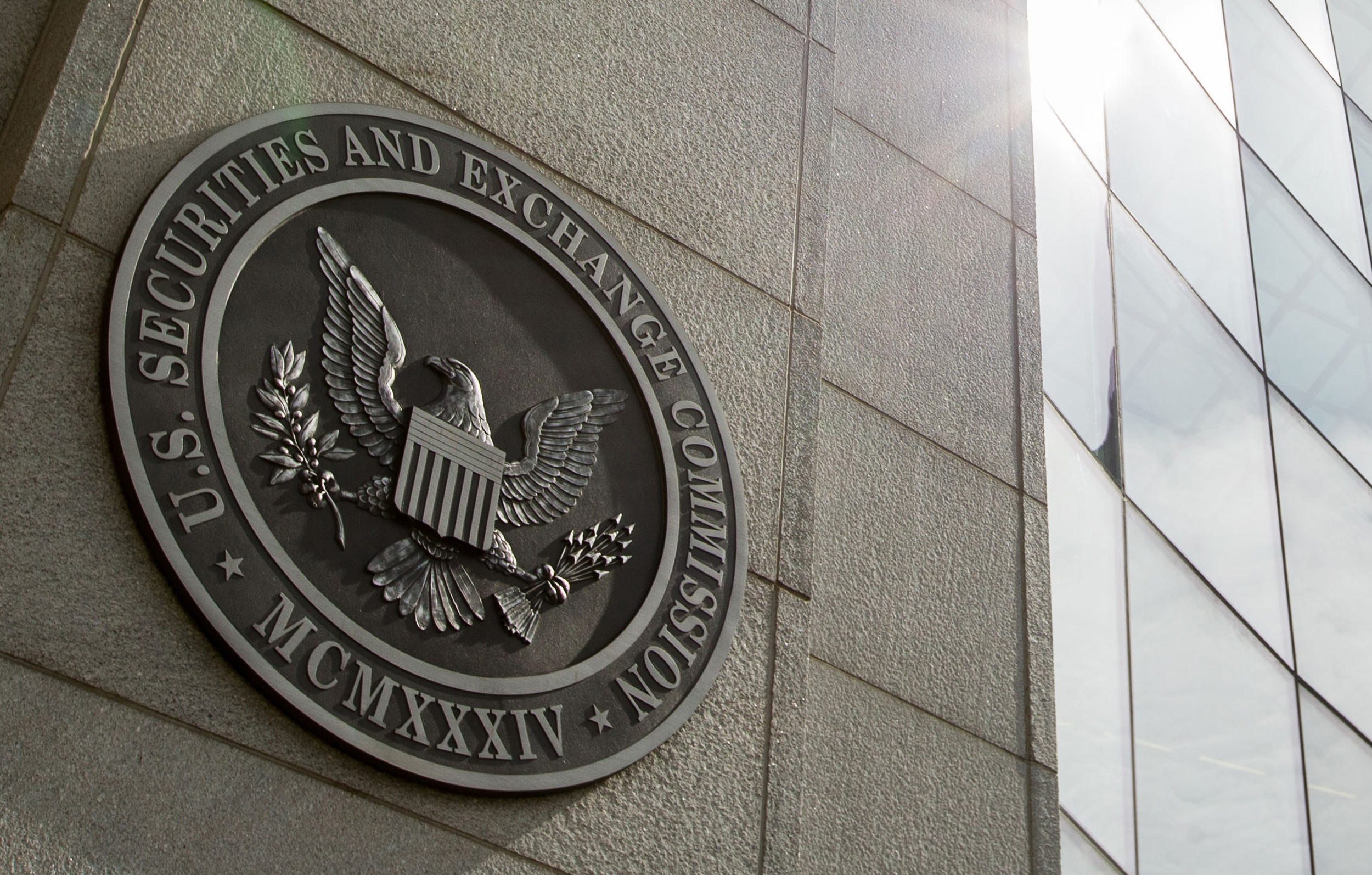 SEC: l'intelligenza artificiale porterà a una crisi finanziaria "inevitabile" senza regolamentazione SEC: l'intelligenza artificiale porterà a una crisi finanziaria "inevitabile" senza regolamentazione