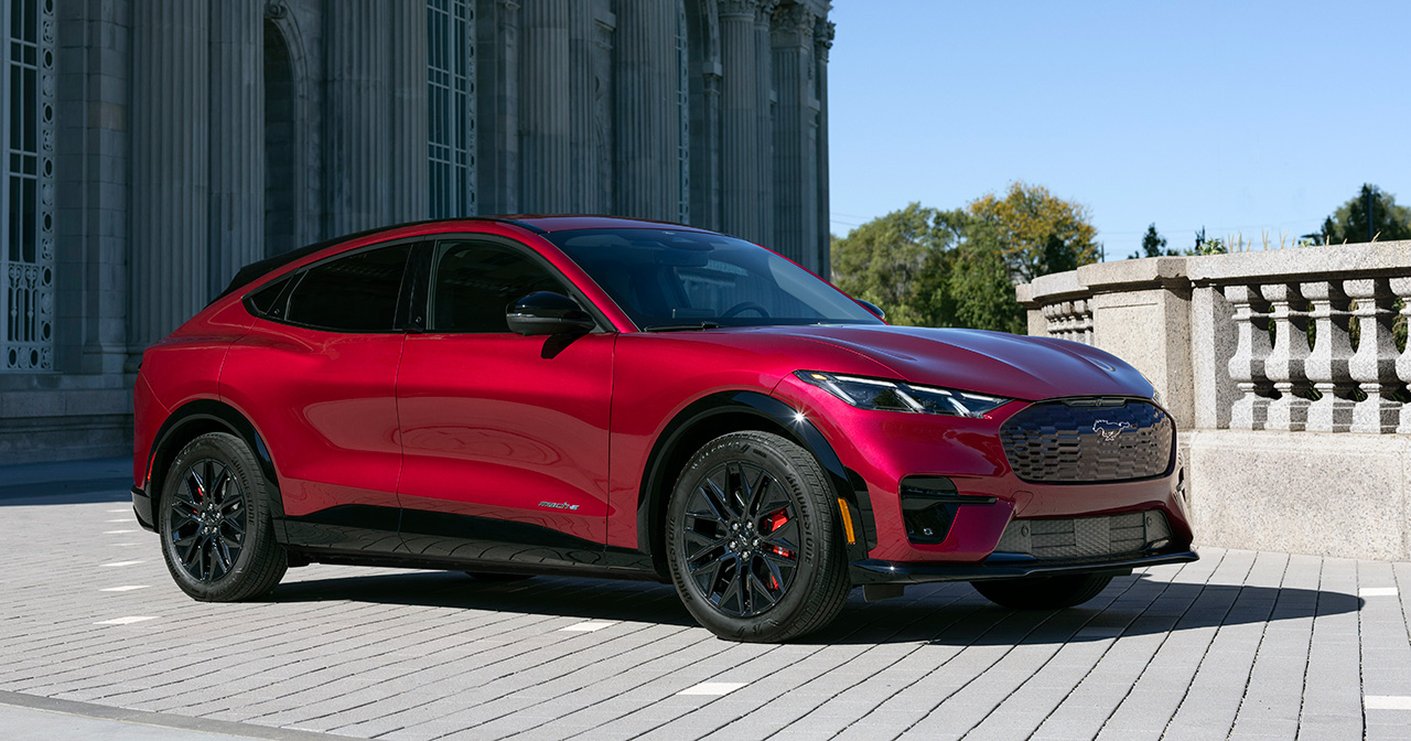 2025 Ford Mustang Mach-E Pacchetto Premium Sport Appearance 2025 Ford Mustang Mach-E Pacchetto Premium Sport Appearance