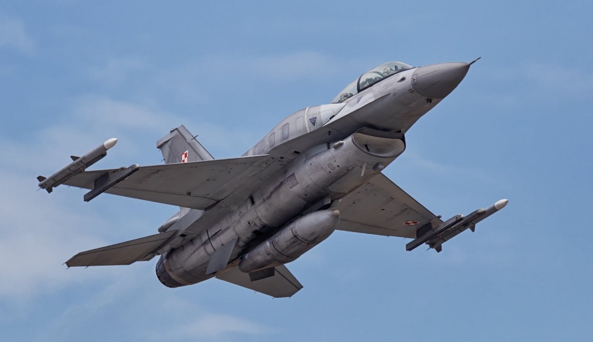 La Polonia è pronta a consegnare all'Ucraina i caccia F-16 se i Paesi della NATO sosterranno la decisione La Polonia è pronta a consegnare all'Ucraina i caccia F-16 se i Paesi della NATO sosterranno la decisione