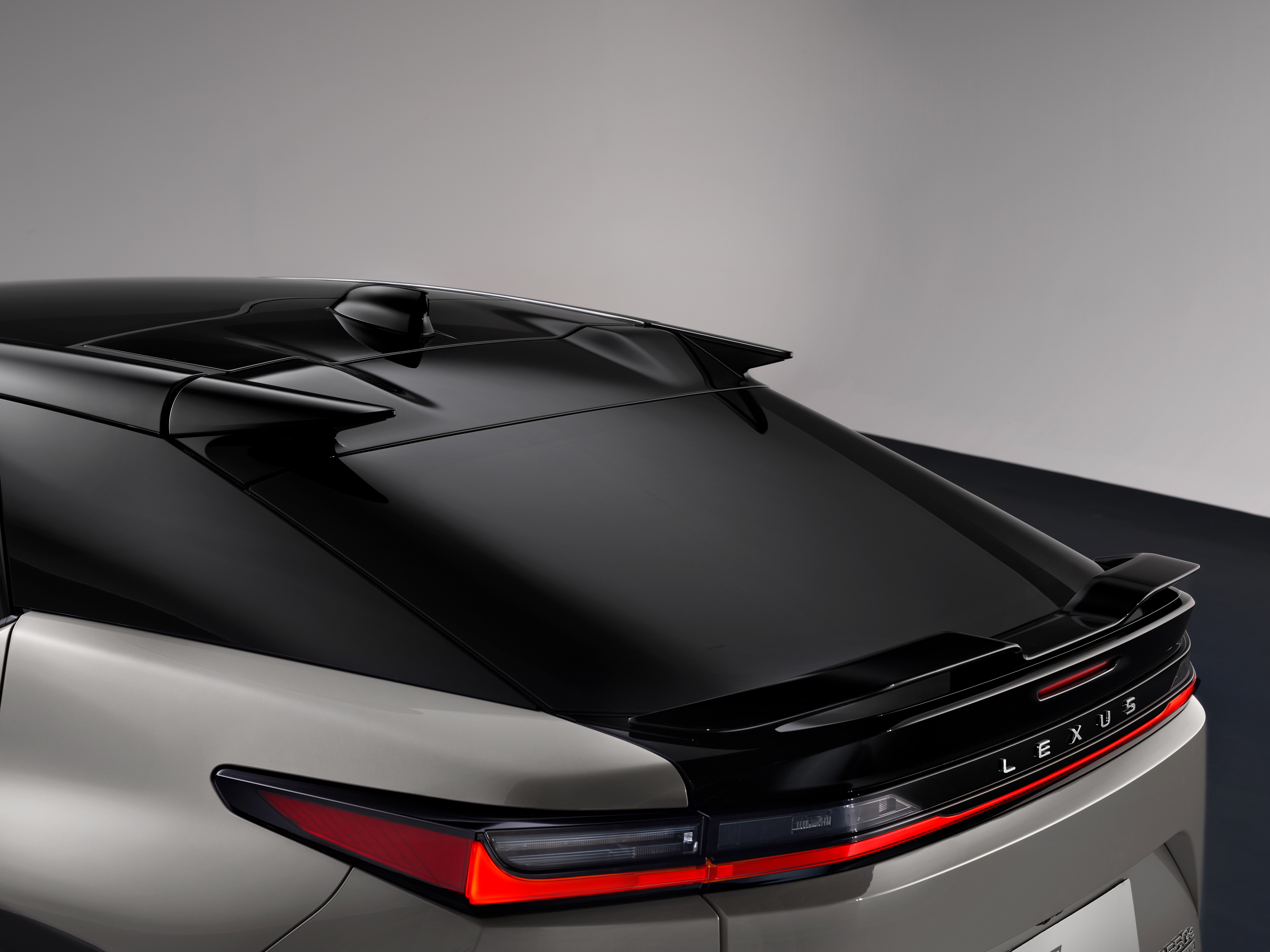 La rinnovata Lexus RZ 2025 - Immagine 5