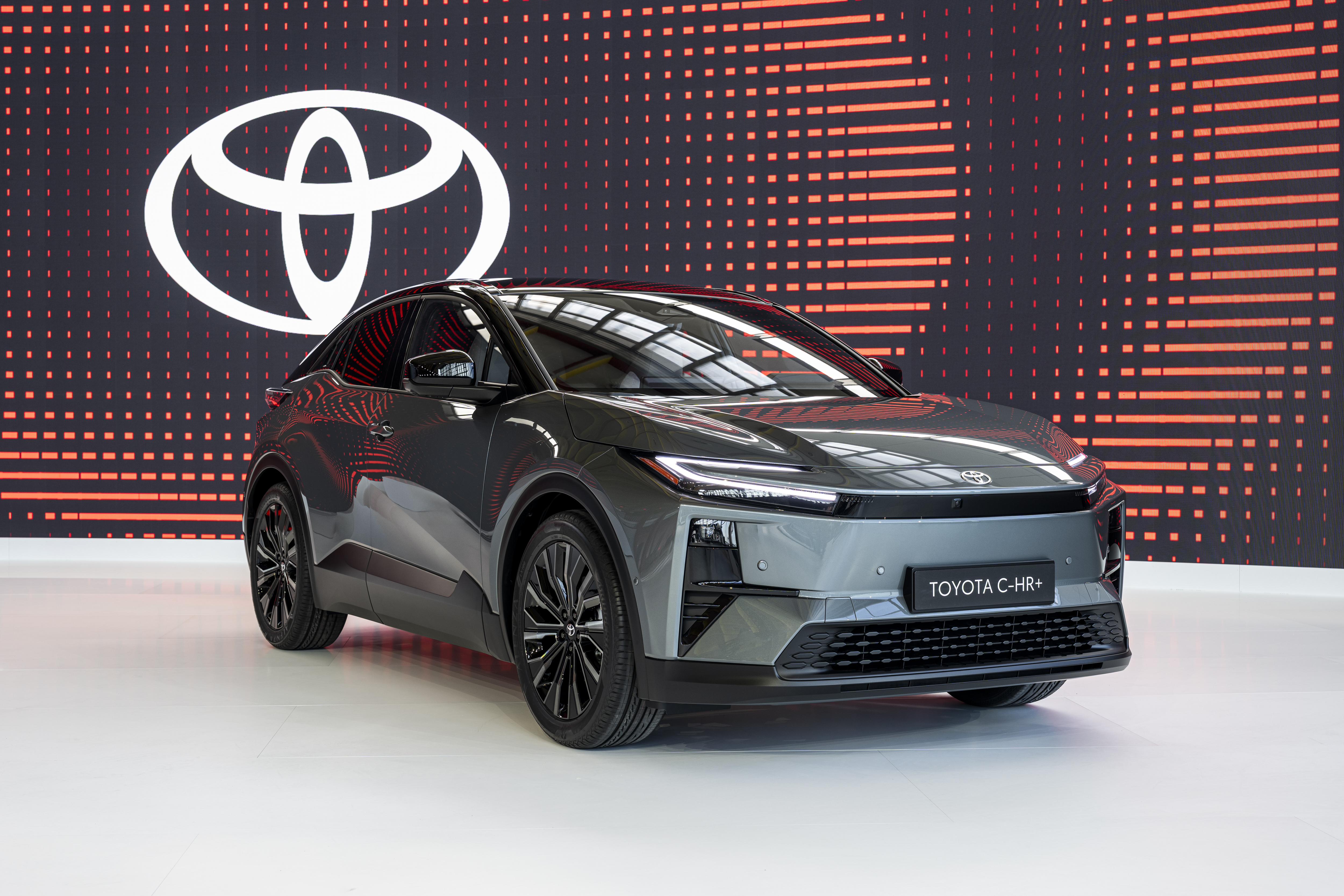 Crossover elettrico Toyota C-HR+ nel 2025 Crossover elettrico Toyota C-HR+ nel 2025