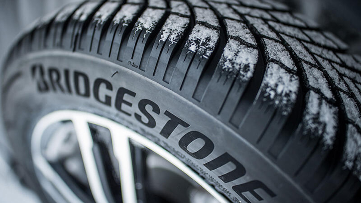Pneumatici Bridgestone Blizzak LM005 per Porsche Panamera