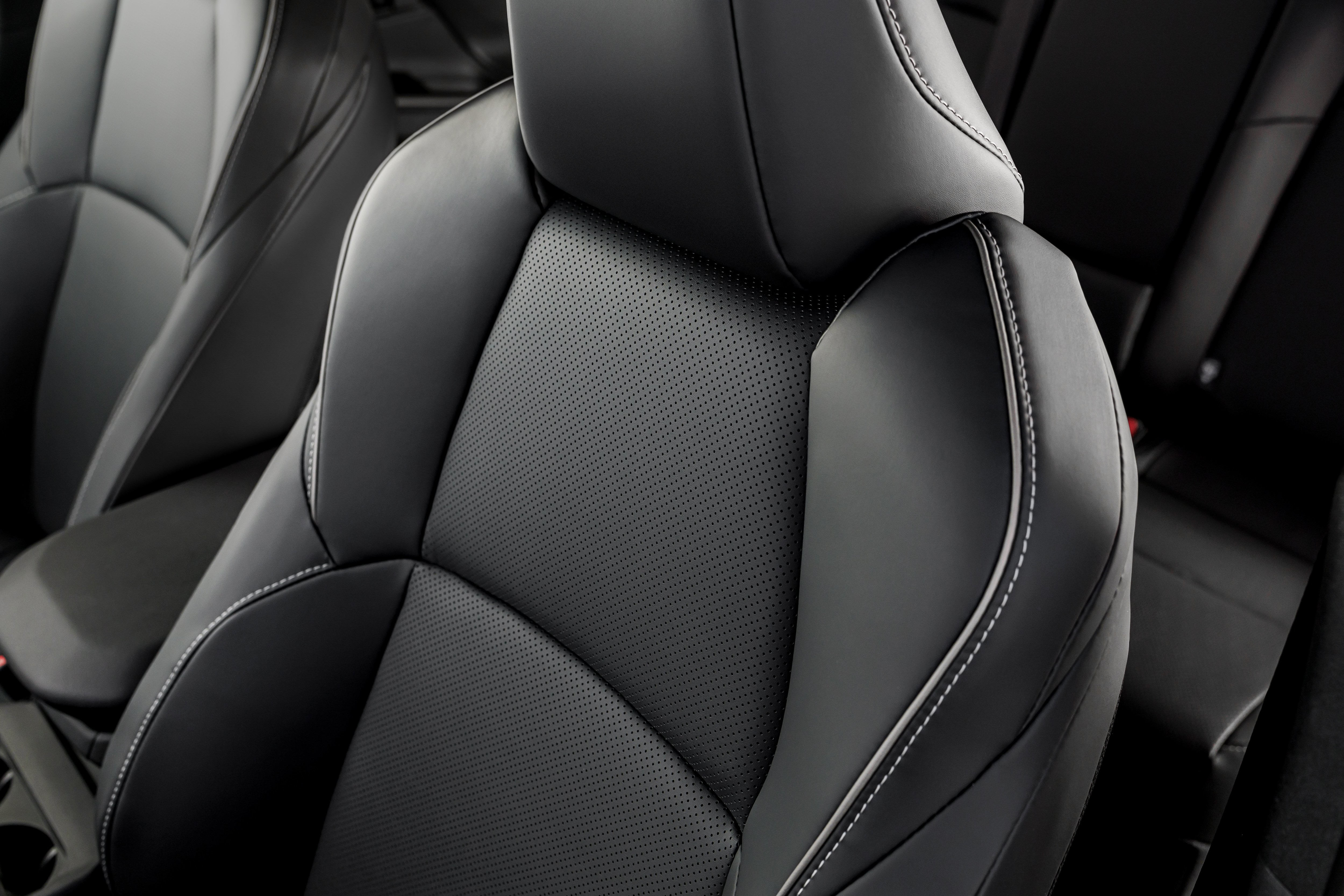 Parte posteriore dell'abitacolo del 2026 Toyota bZ4X con sedili confortevoli