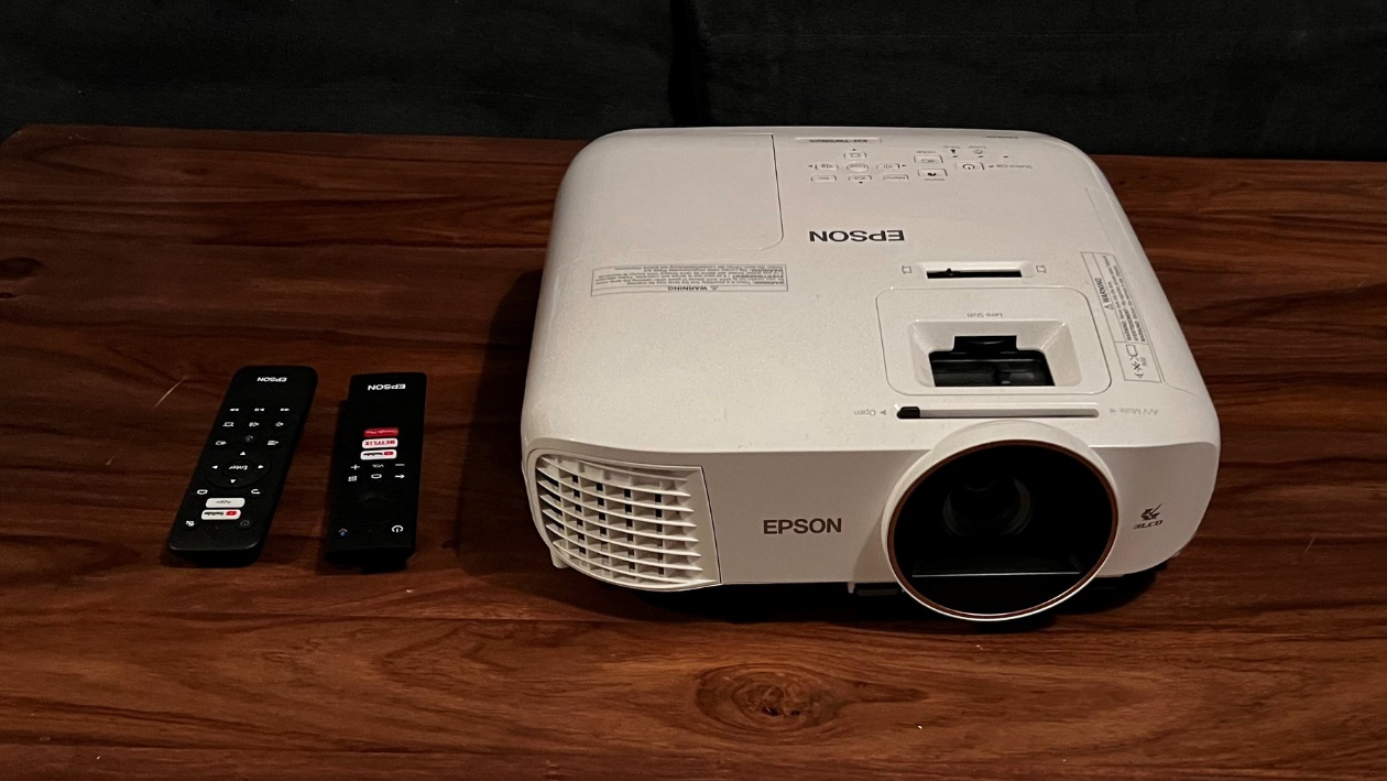 Epson Home Cinema 2250 Recensione Epson Home Cinema 2250 Recensione